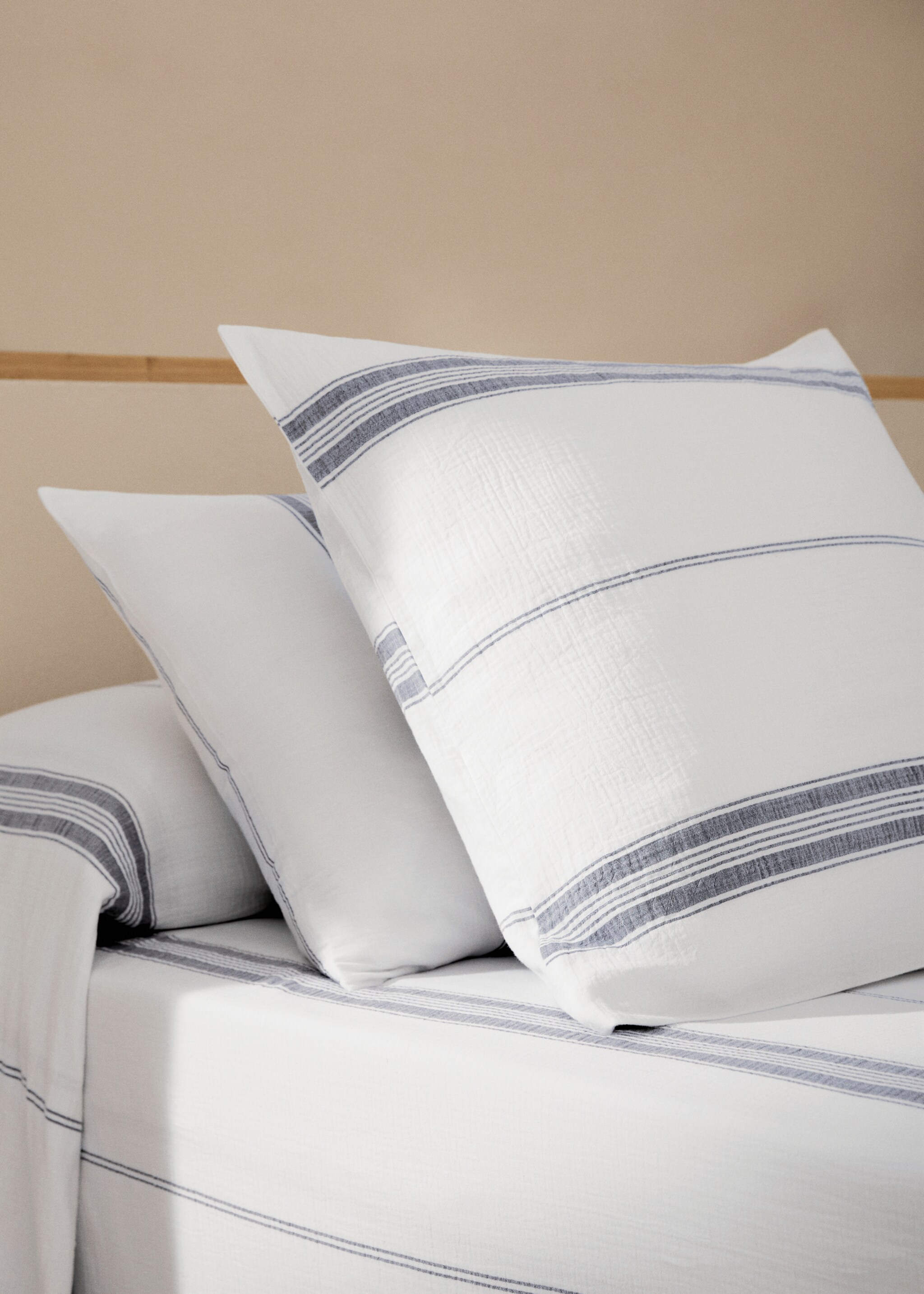Stripedtextured cotton pillowcase 50x75cm - General plane