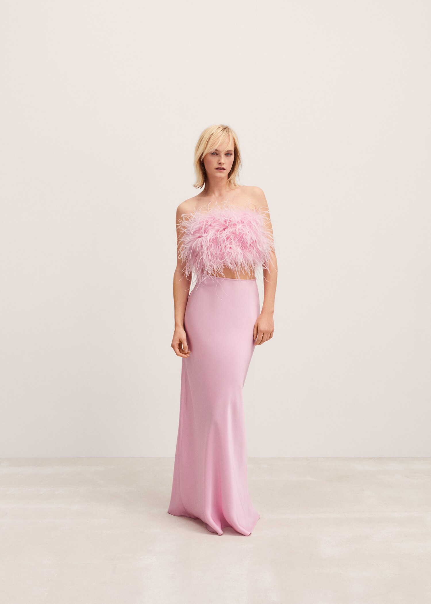 Feather bandeau-style top - General plane