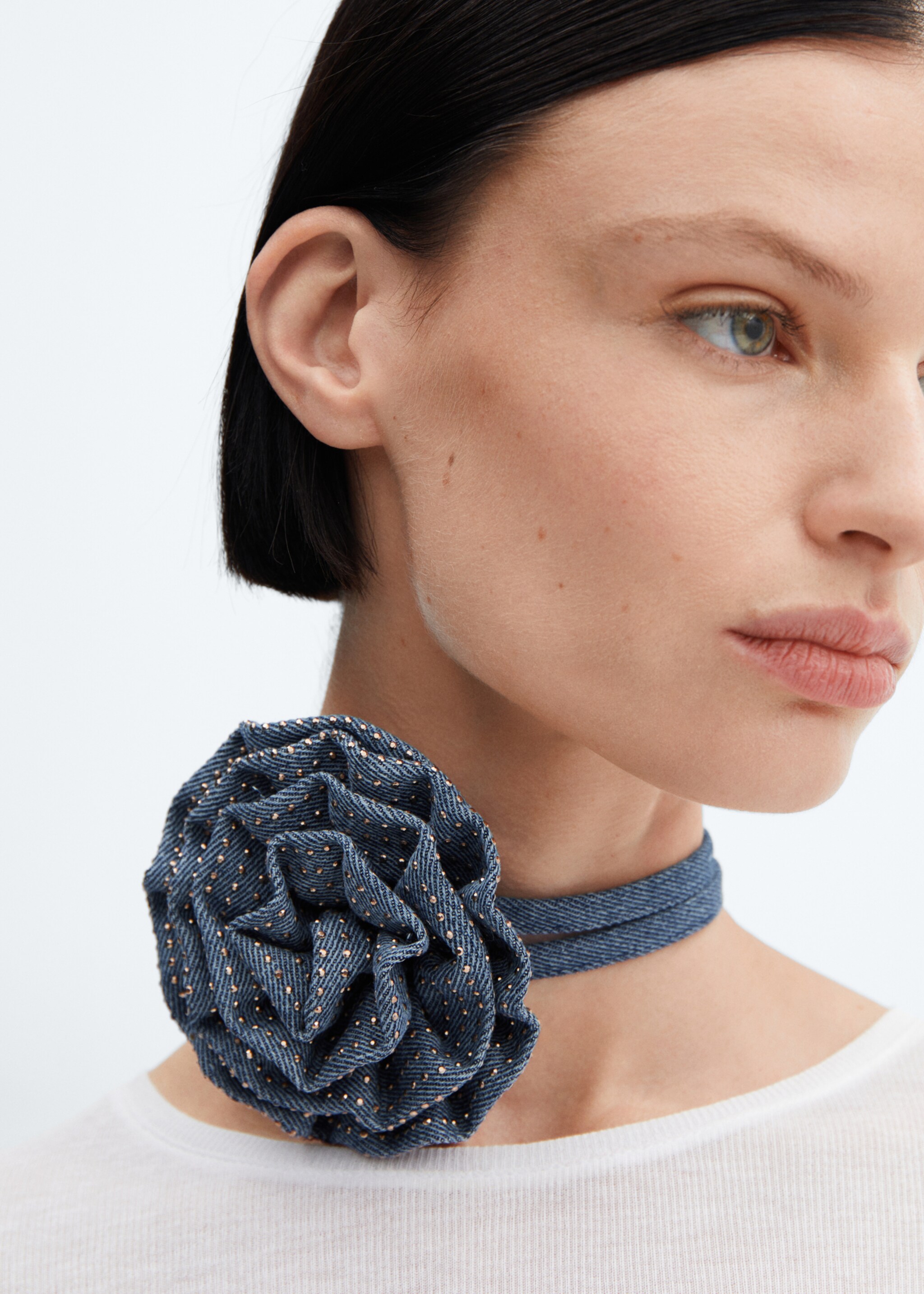 Choker maxi flor - Plano general