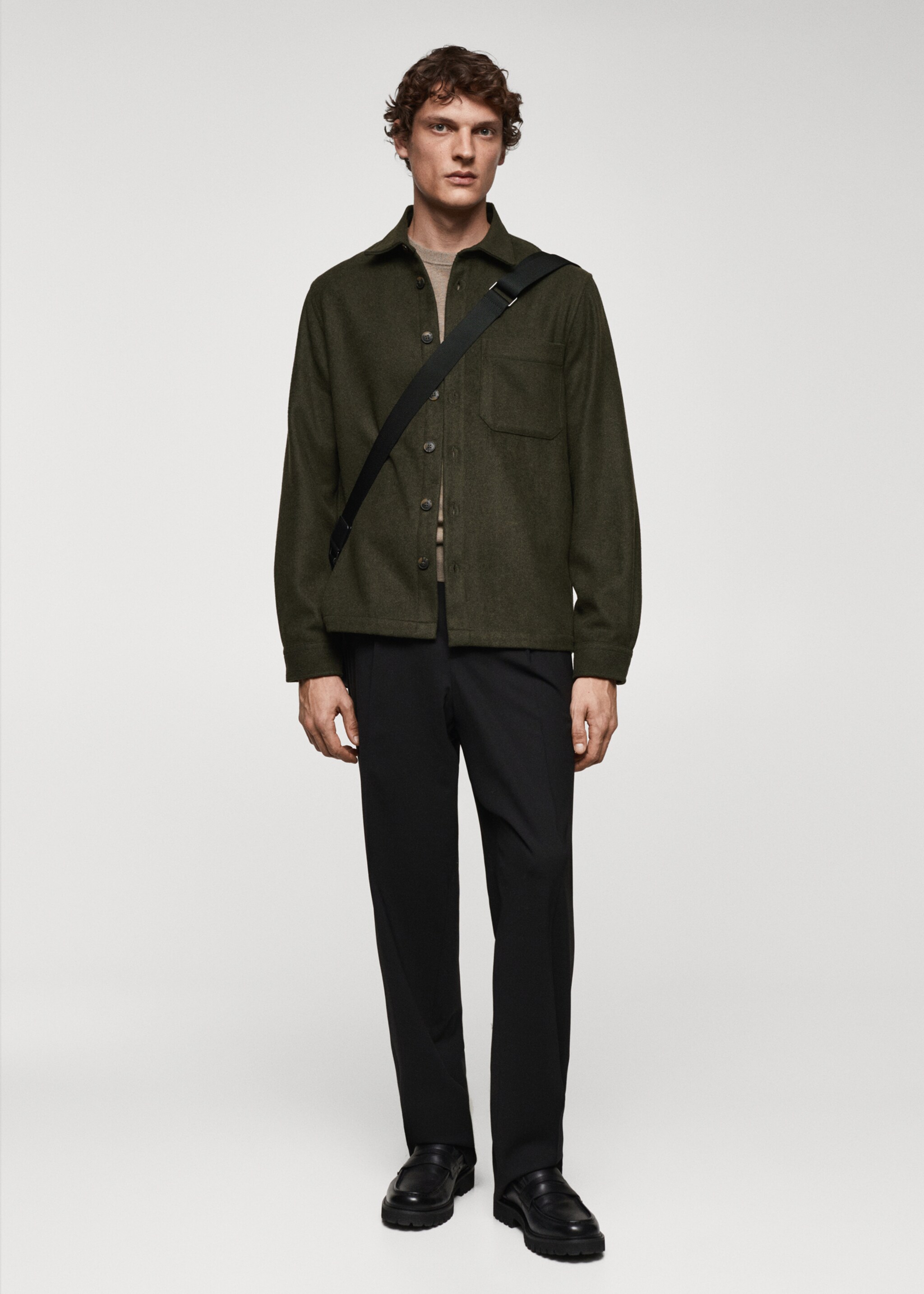 Regular Fit-Overshirt mit Tasche - Allgemeine Ansicht, Khaki. Ref: 67040633-00.