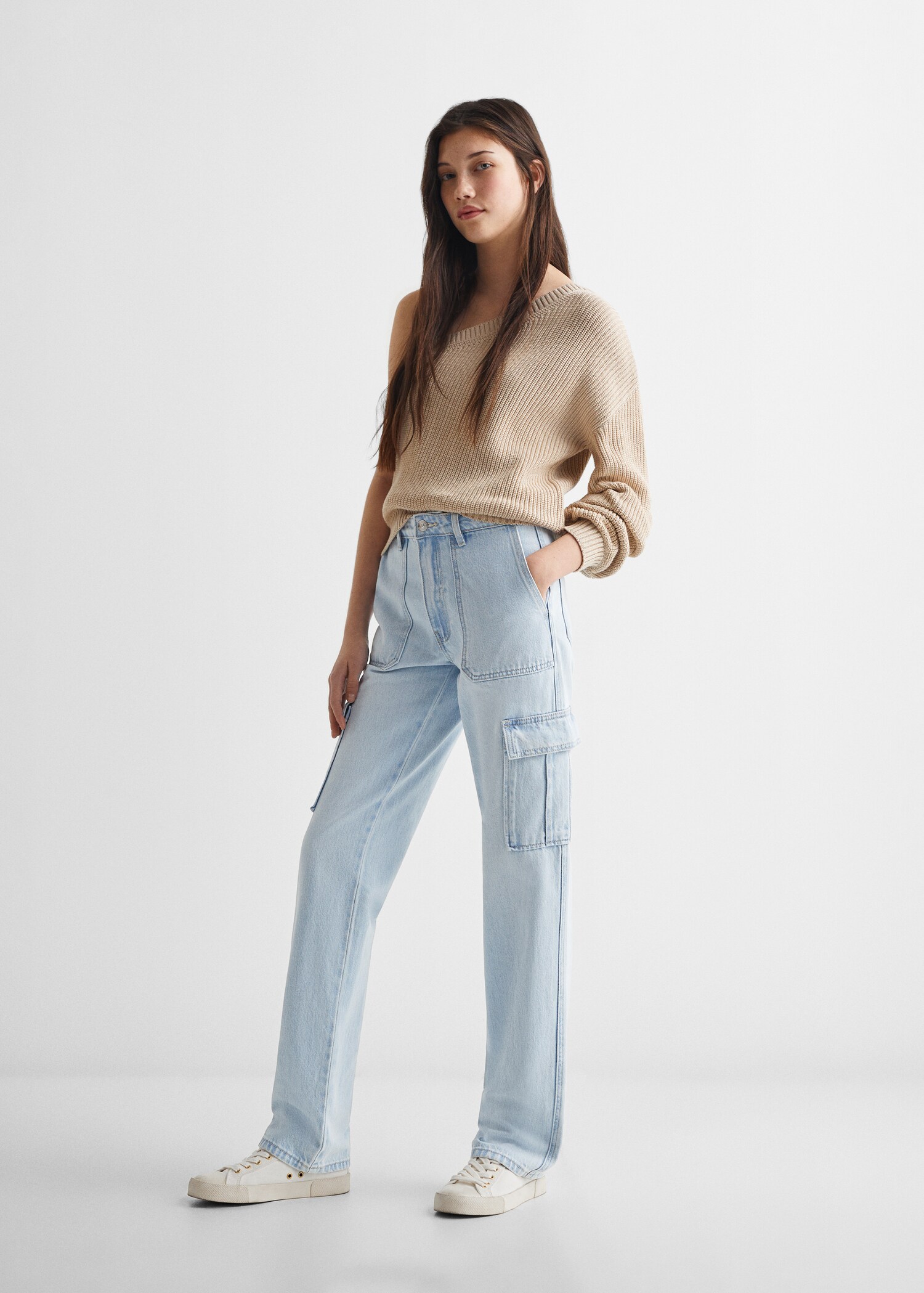 Straight-fit cargo jeans - General plane