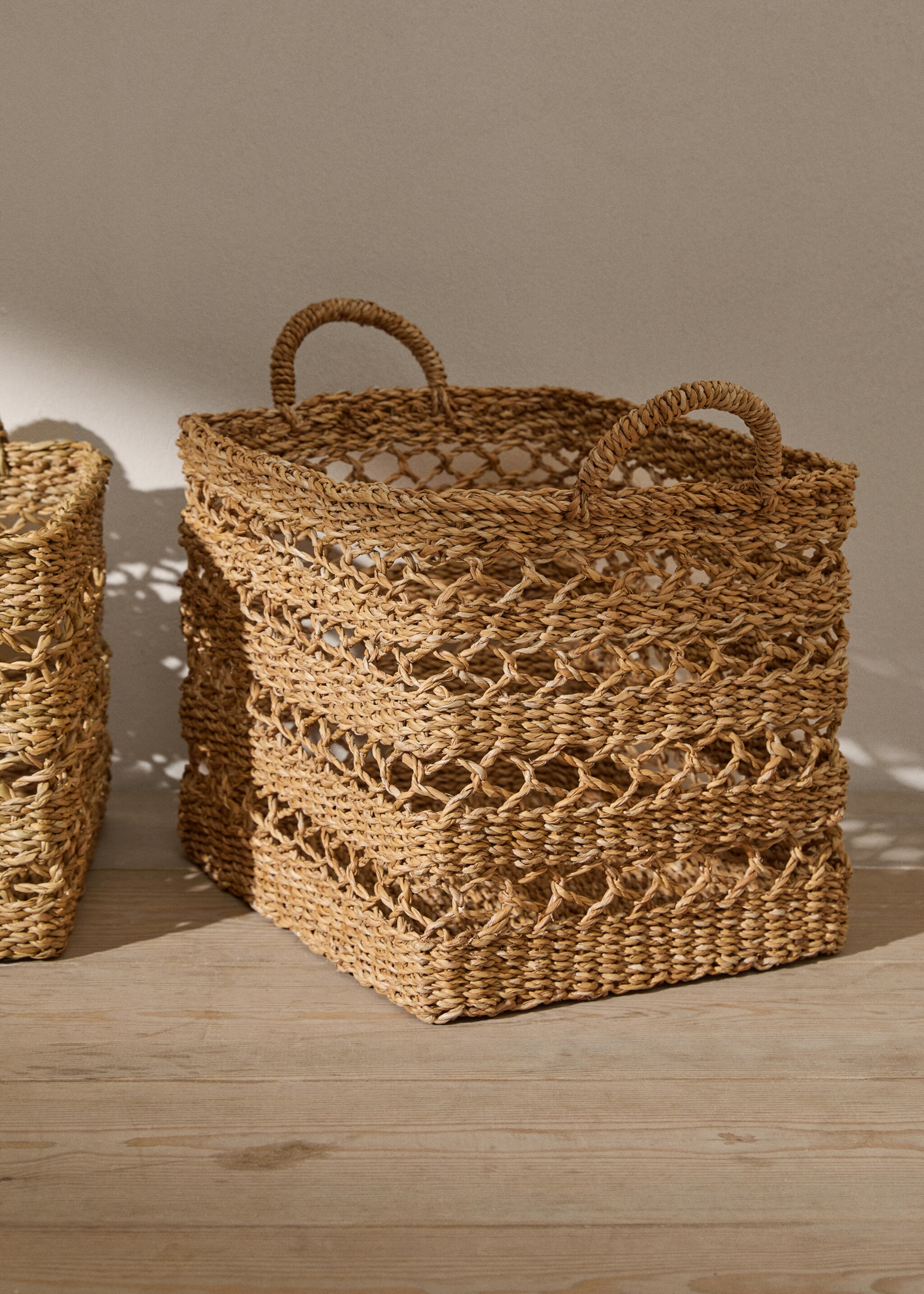 Cesta fibras naturales asas 40x32cm - Plano general, Marrón. Ref: 67044042-00.