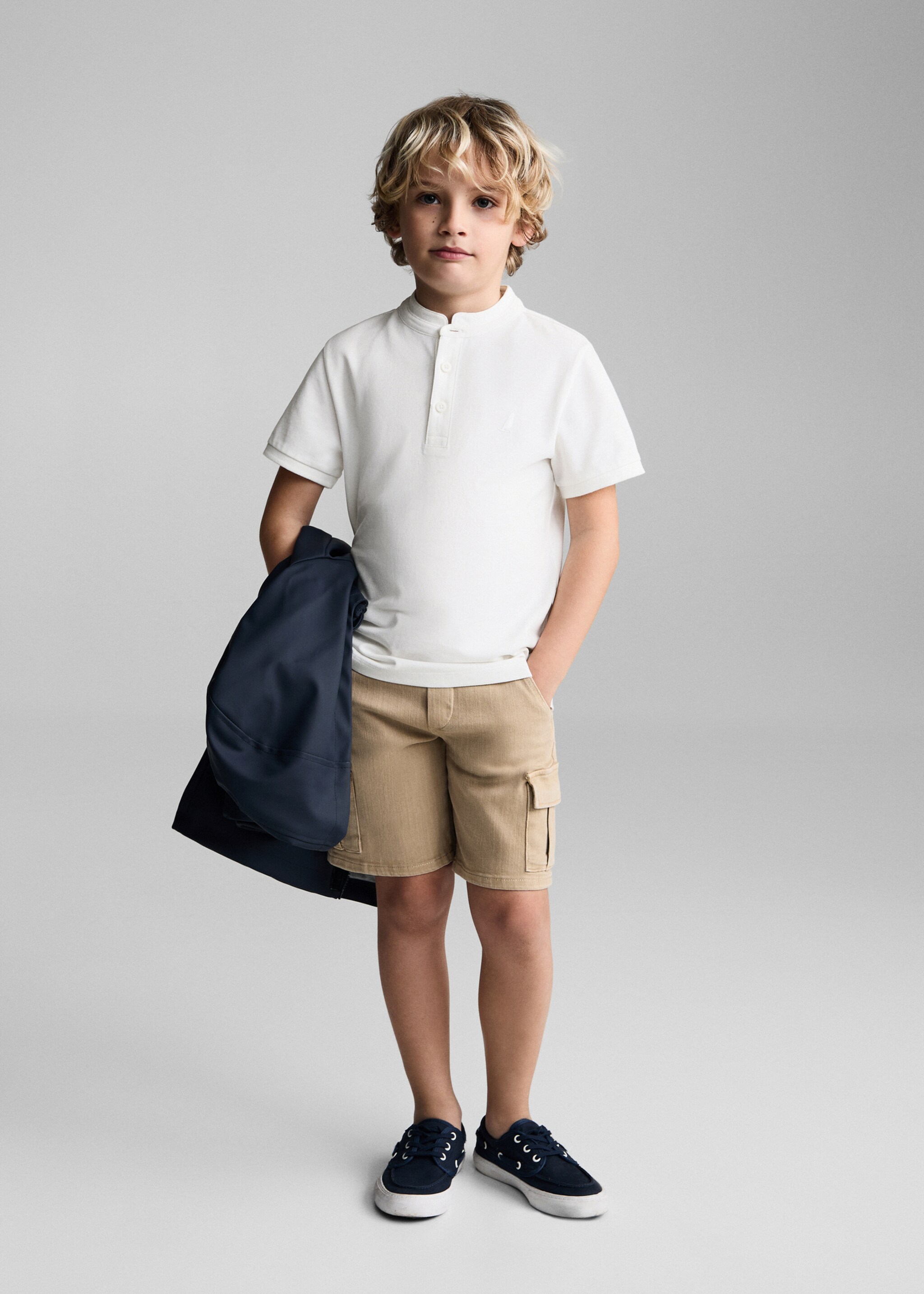 Polo coton col mao - Plan général, Blanc cassé. Ref: 67045138-00.