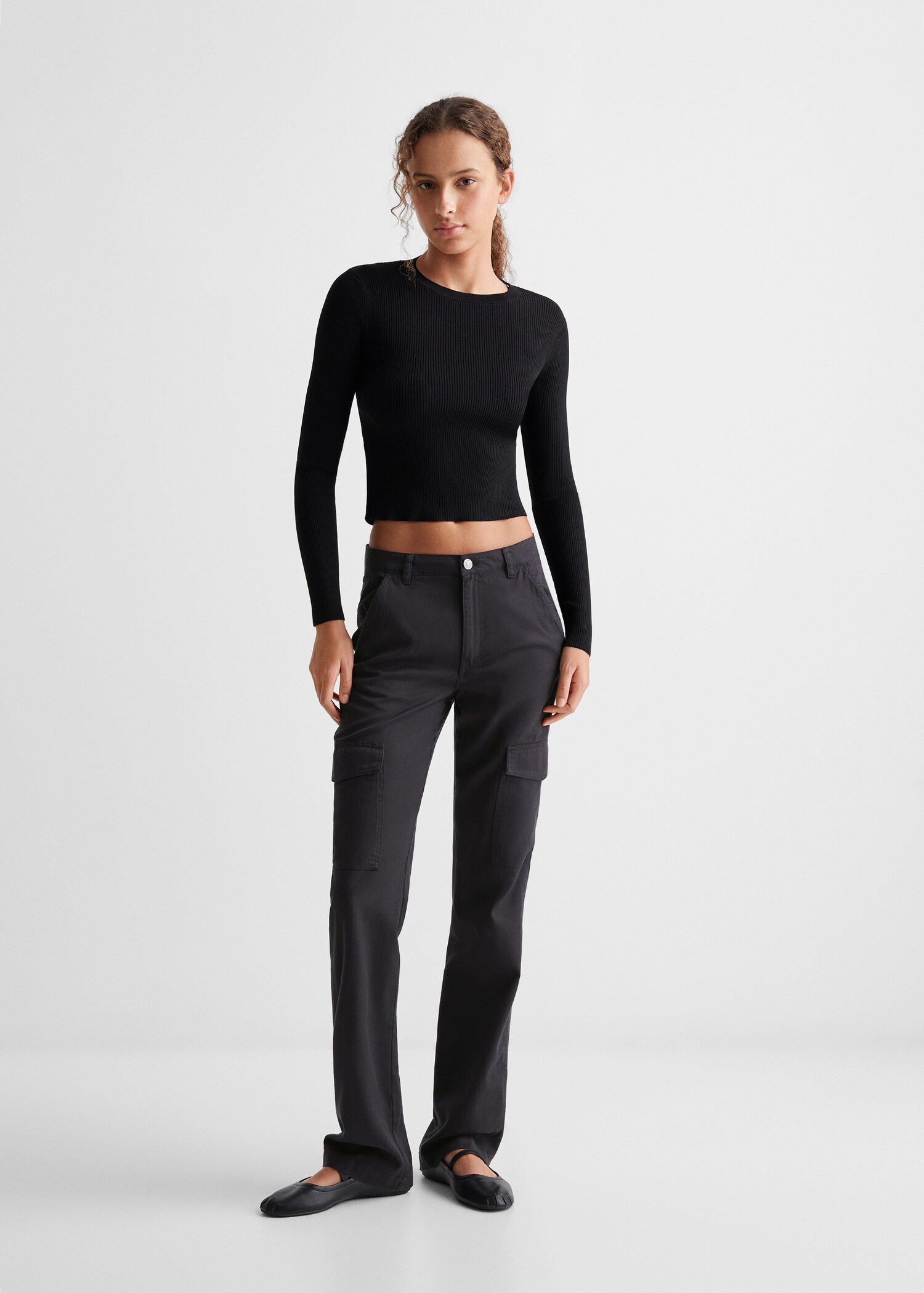Straight-fit cargo jeans - General plane