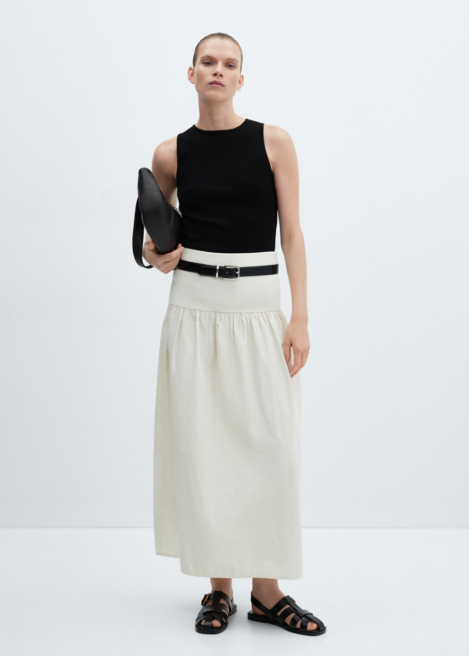 Knitted top with wide straps - General plane