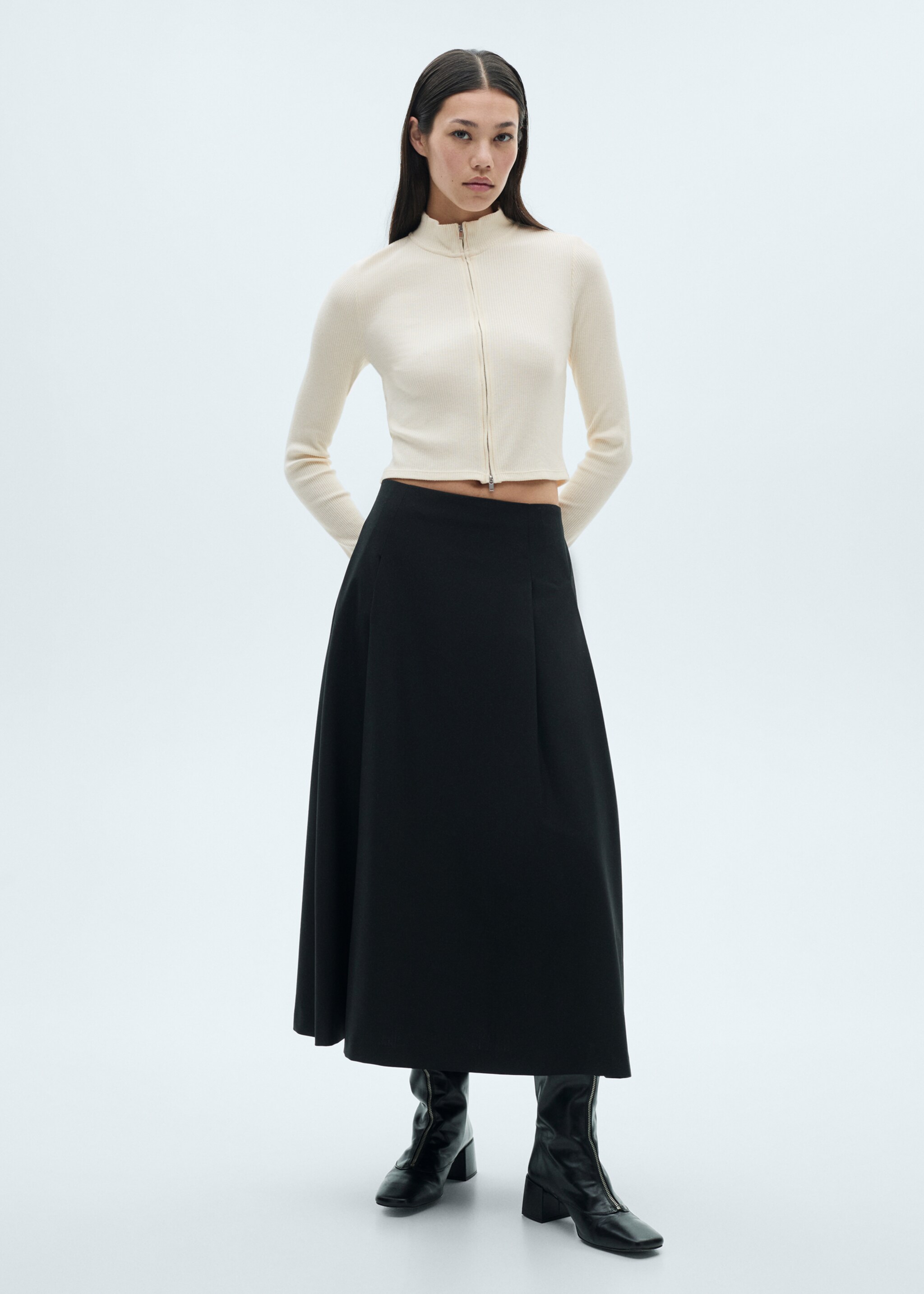 Perkins-neck cardigan with zip - General plane, Ecru. Ref: 67046030-00.