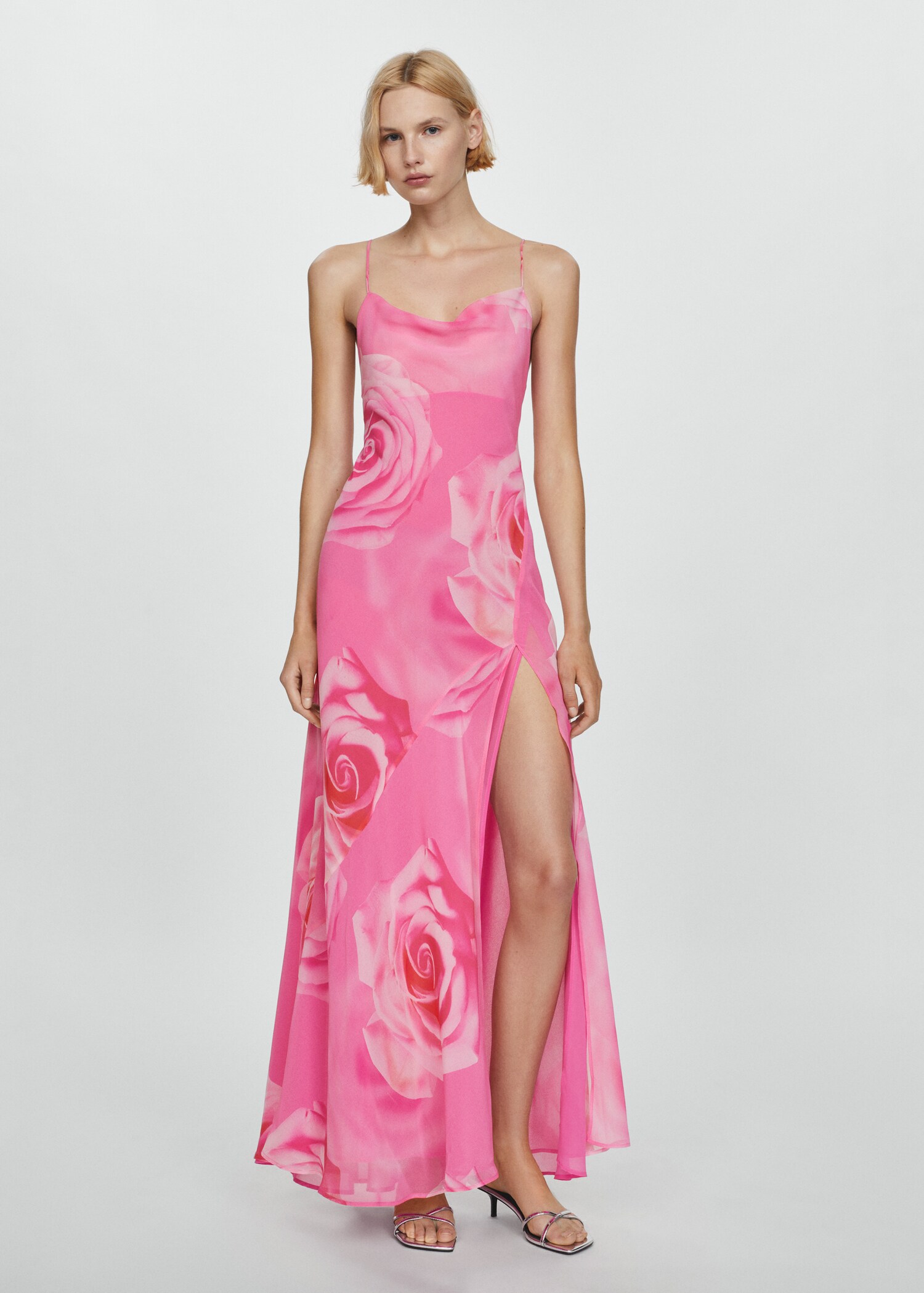 Vestito floreale spacco - Piano generale