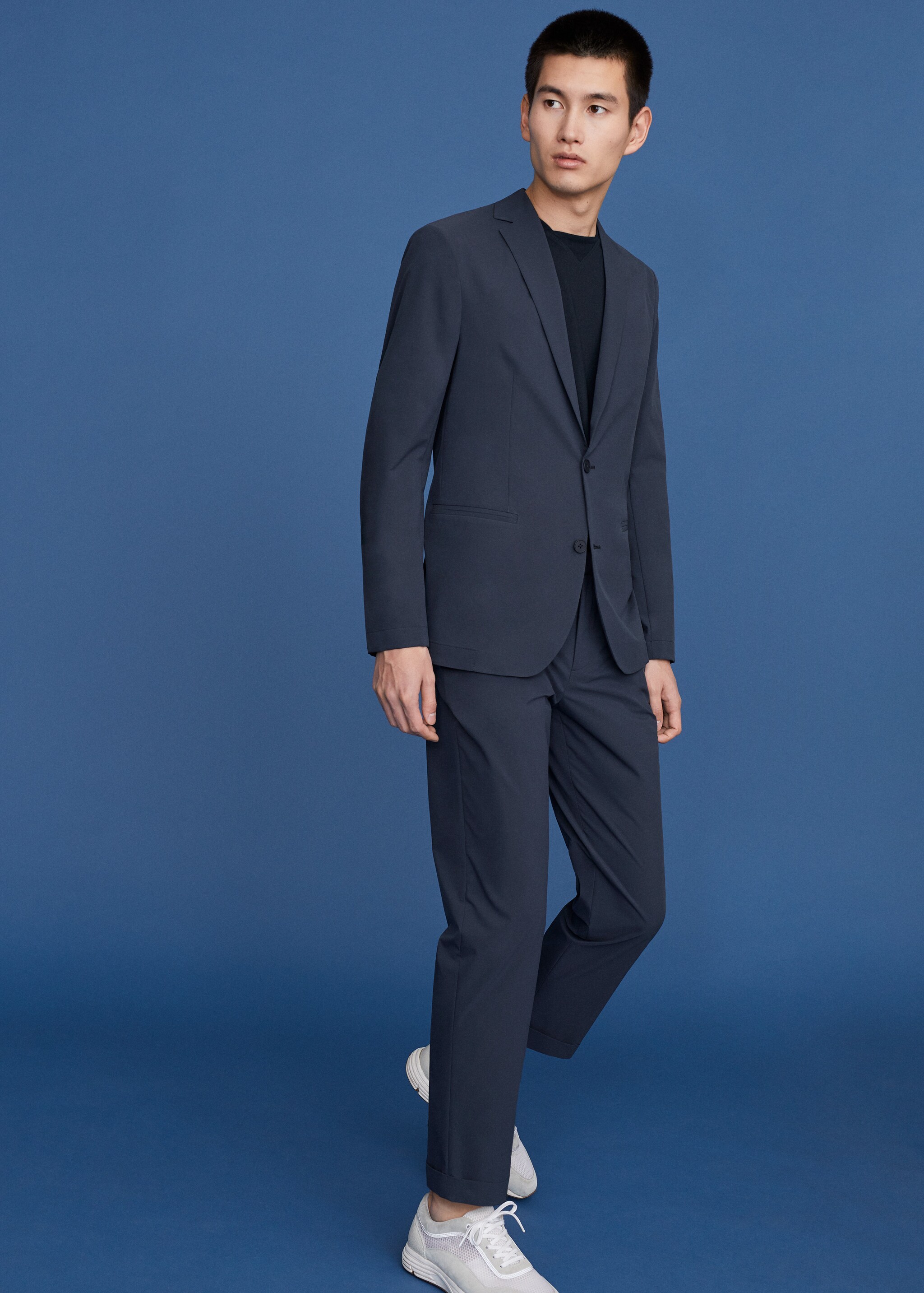 Americana traje slim fit - Plano general