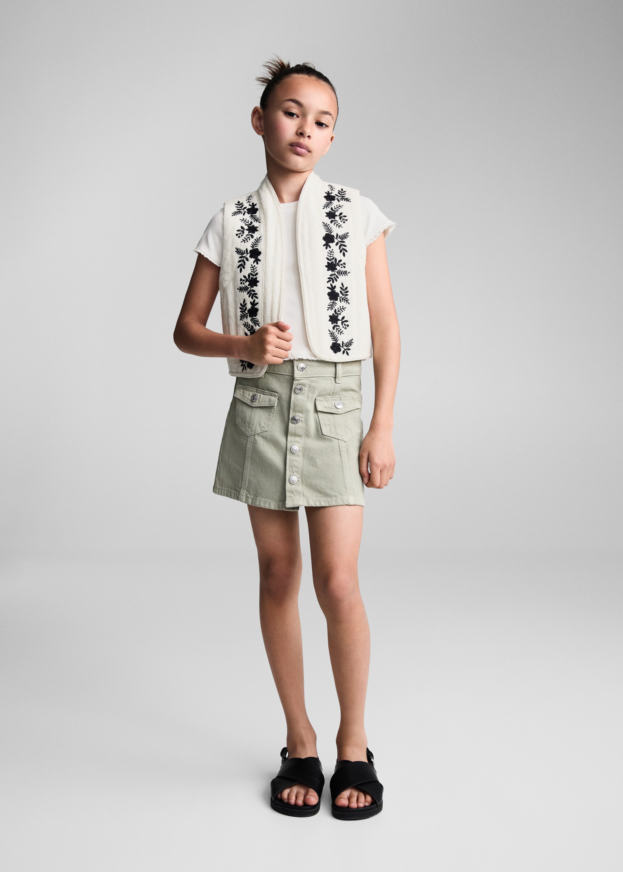 Knitted short-sleeve t-shirt - General plane