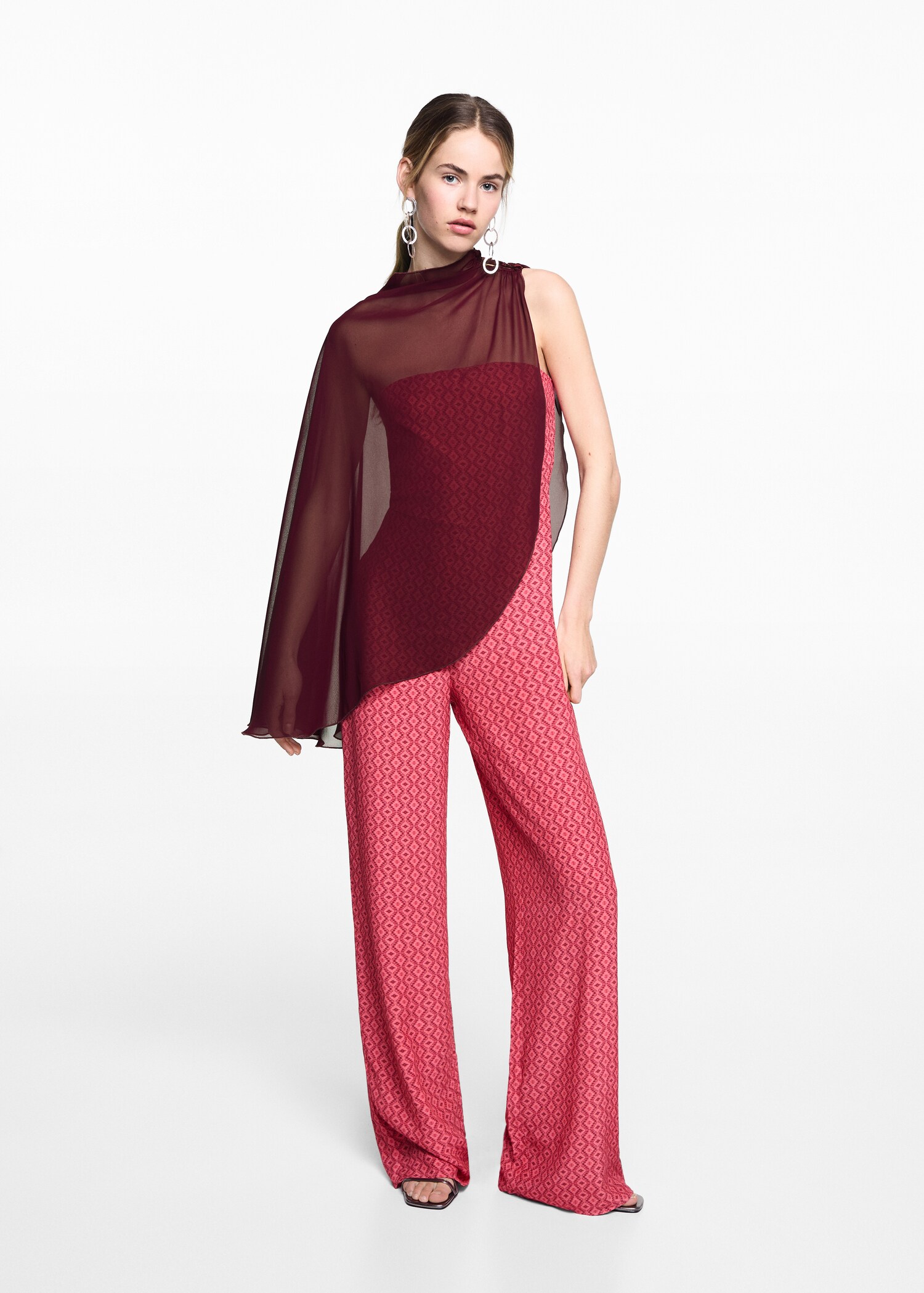 Flowing cape blouse - General plane