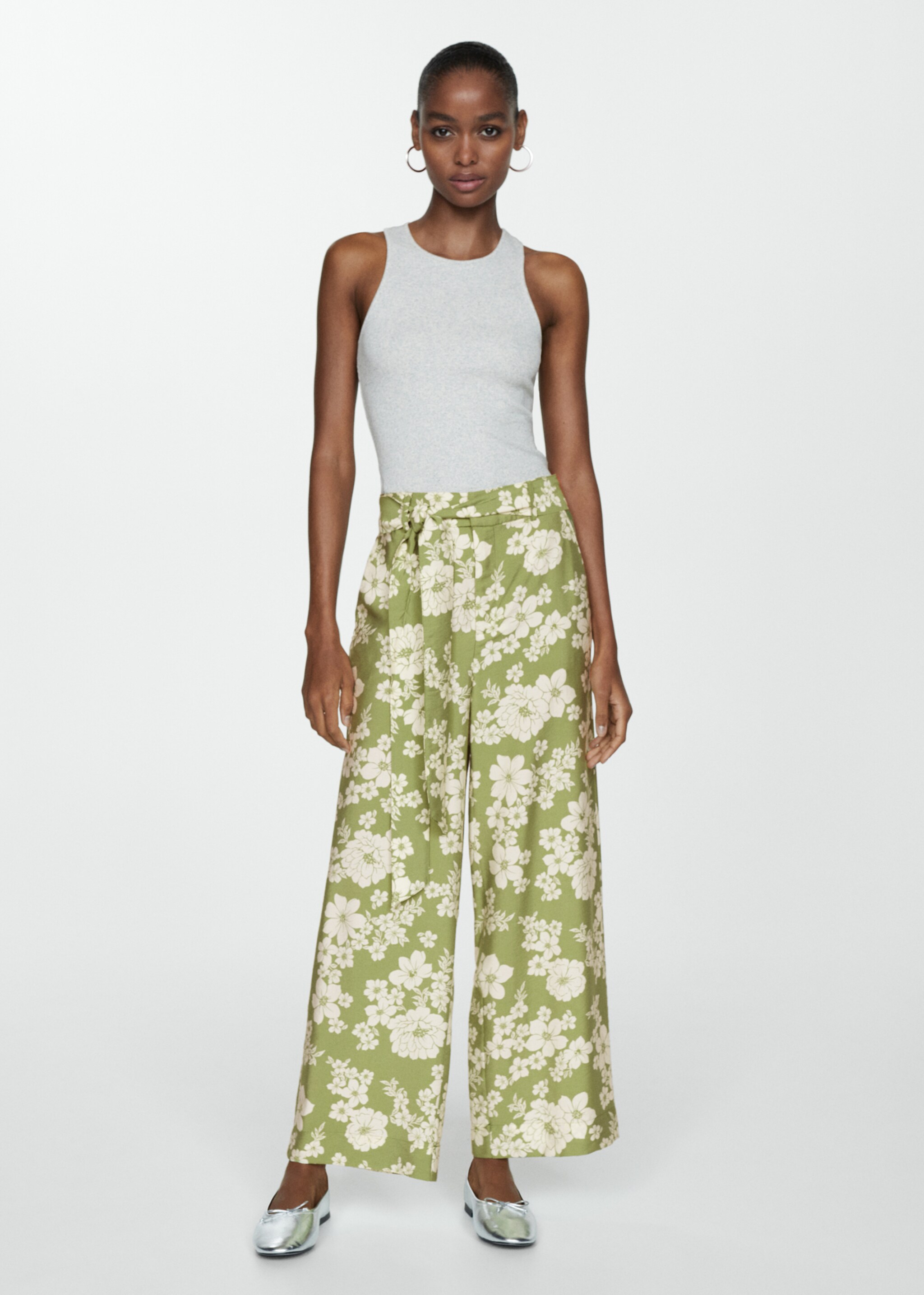Printed trousers with bow - General plane