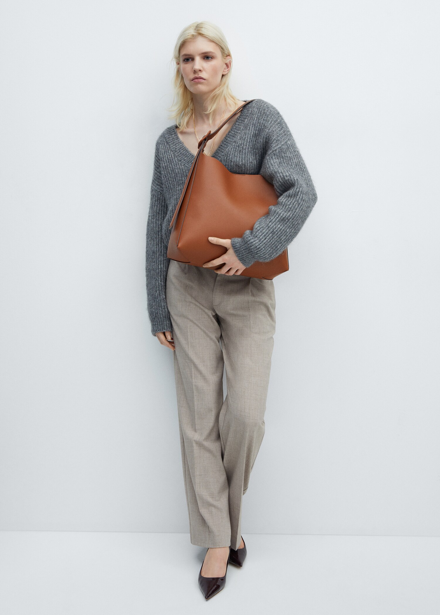 Shopper bag with buckle - General plane