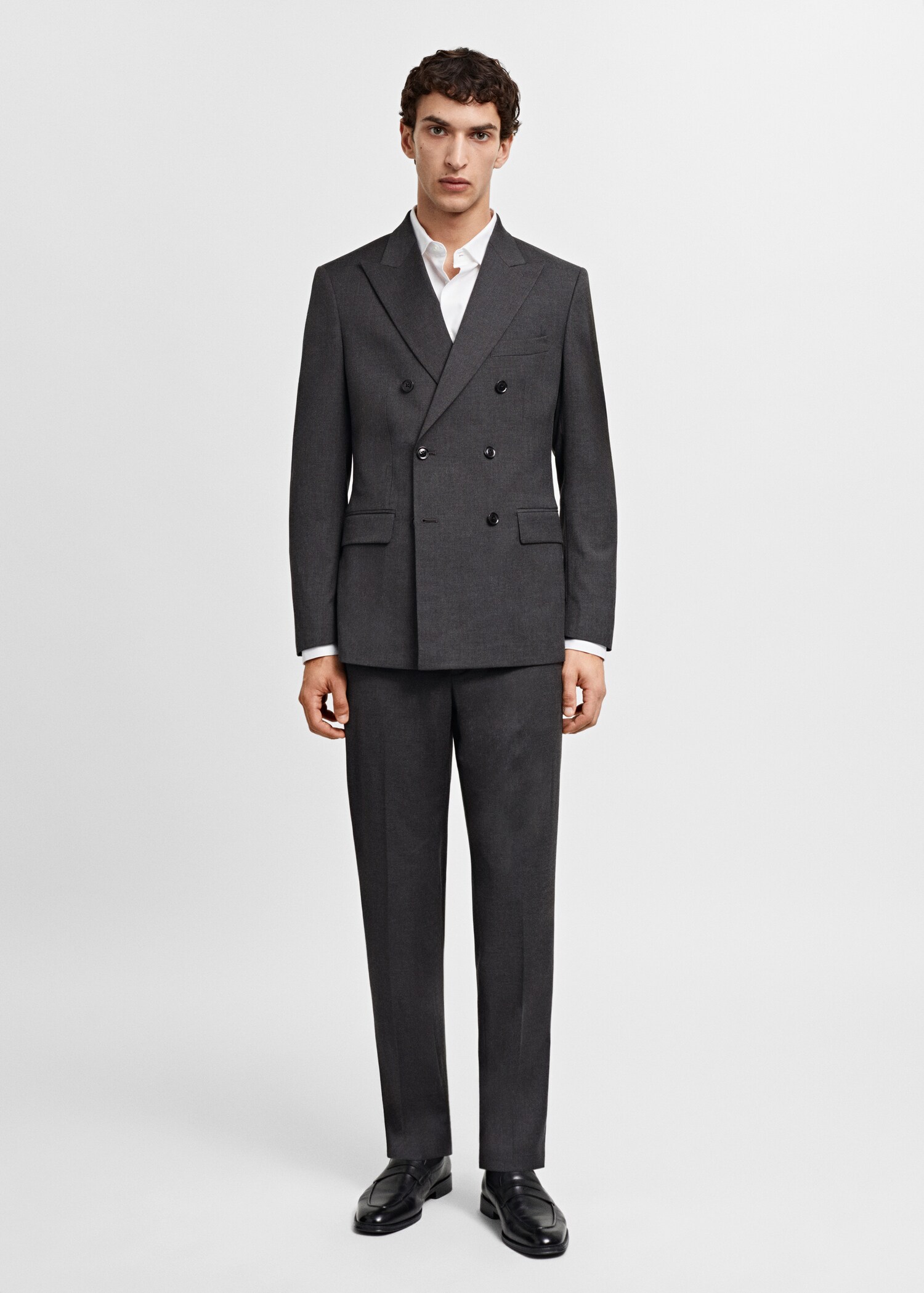Americana traje slim fit cruzada - Plano general