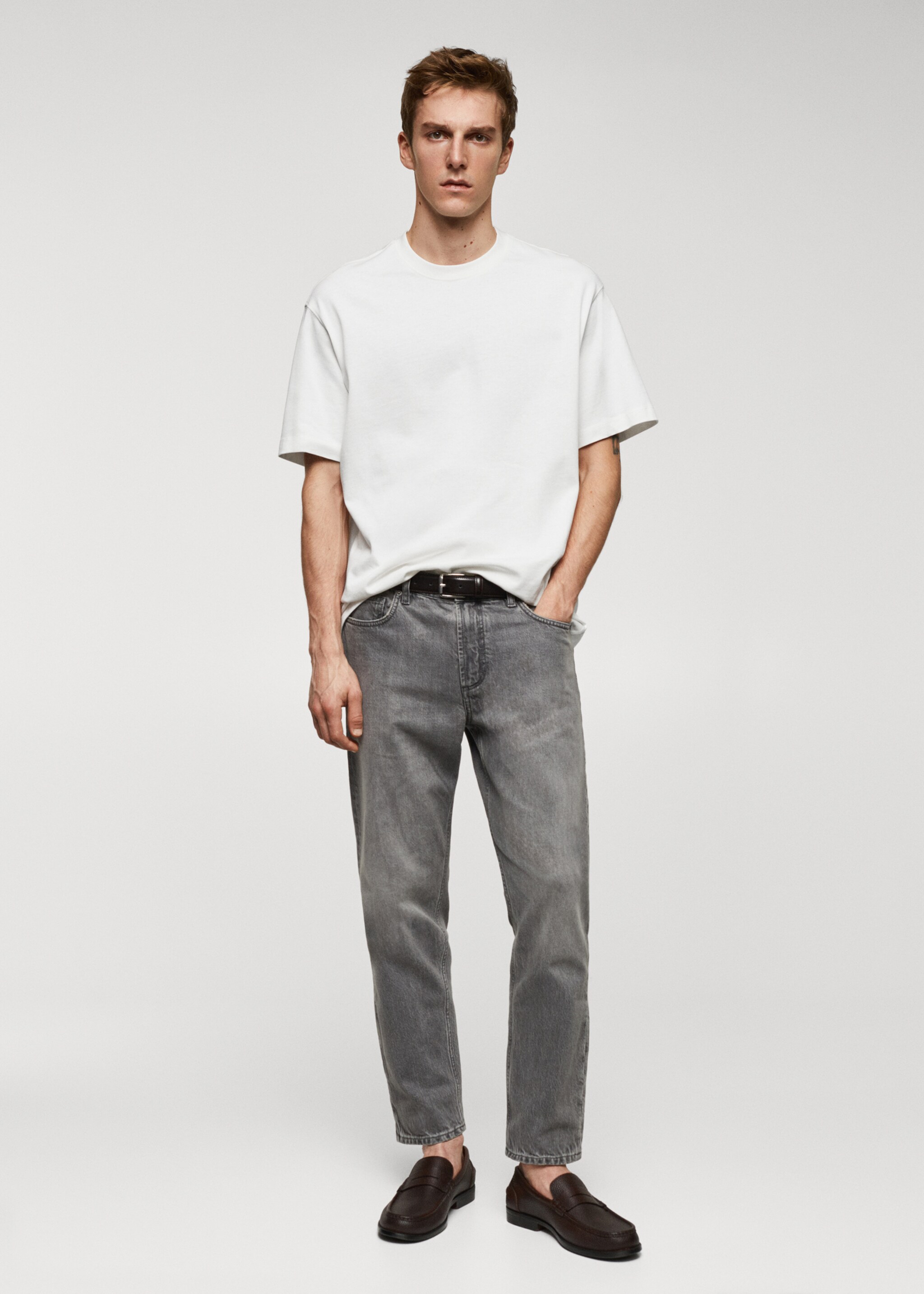 Basic 100% cotton relaxed-fit t-shirt - General plane