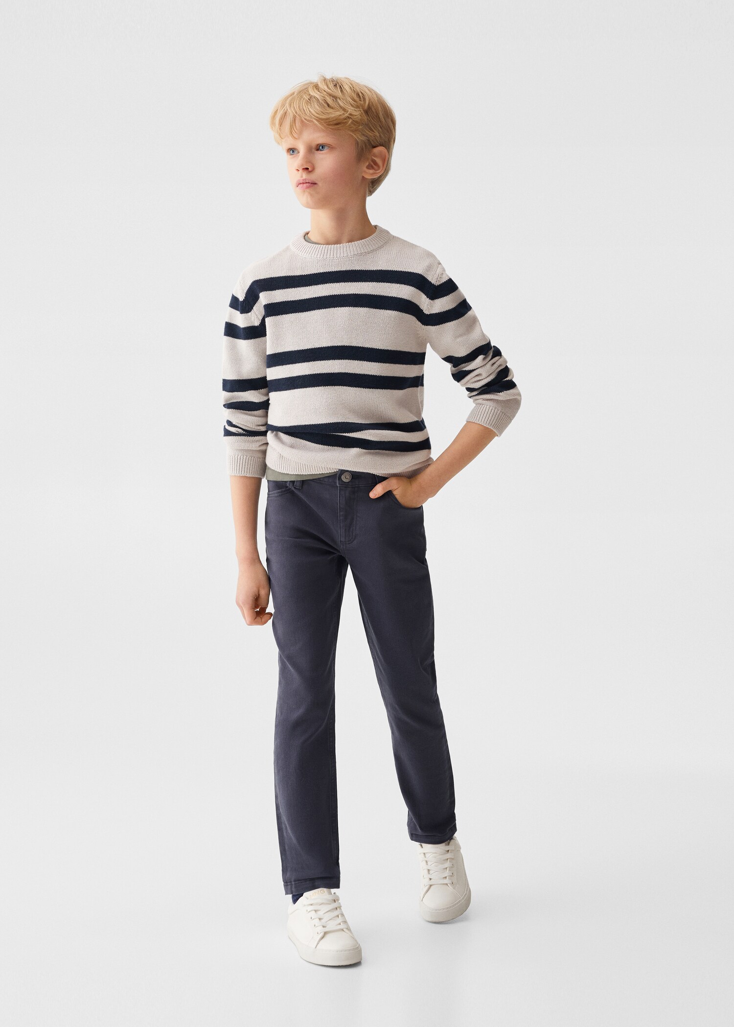 Straight-fit cotton trousers - General plane
