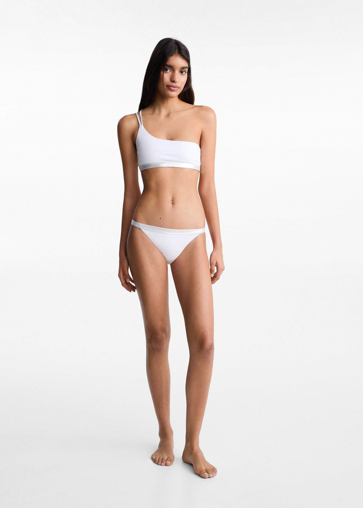 Asymmetrical bikini with metallic detail - General plane