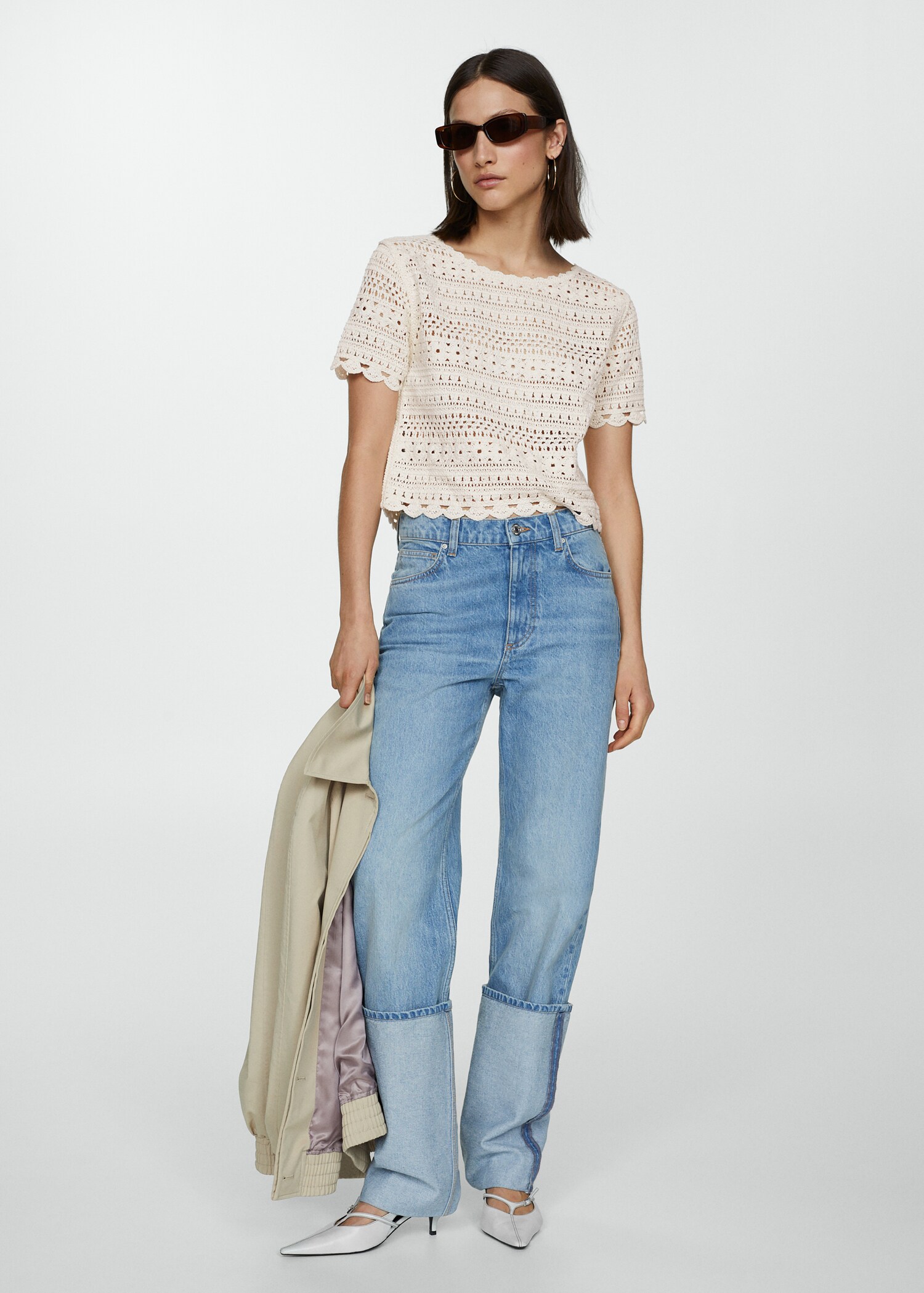 Knitted sweater with openwork details - General plane