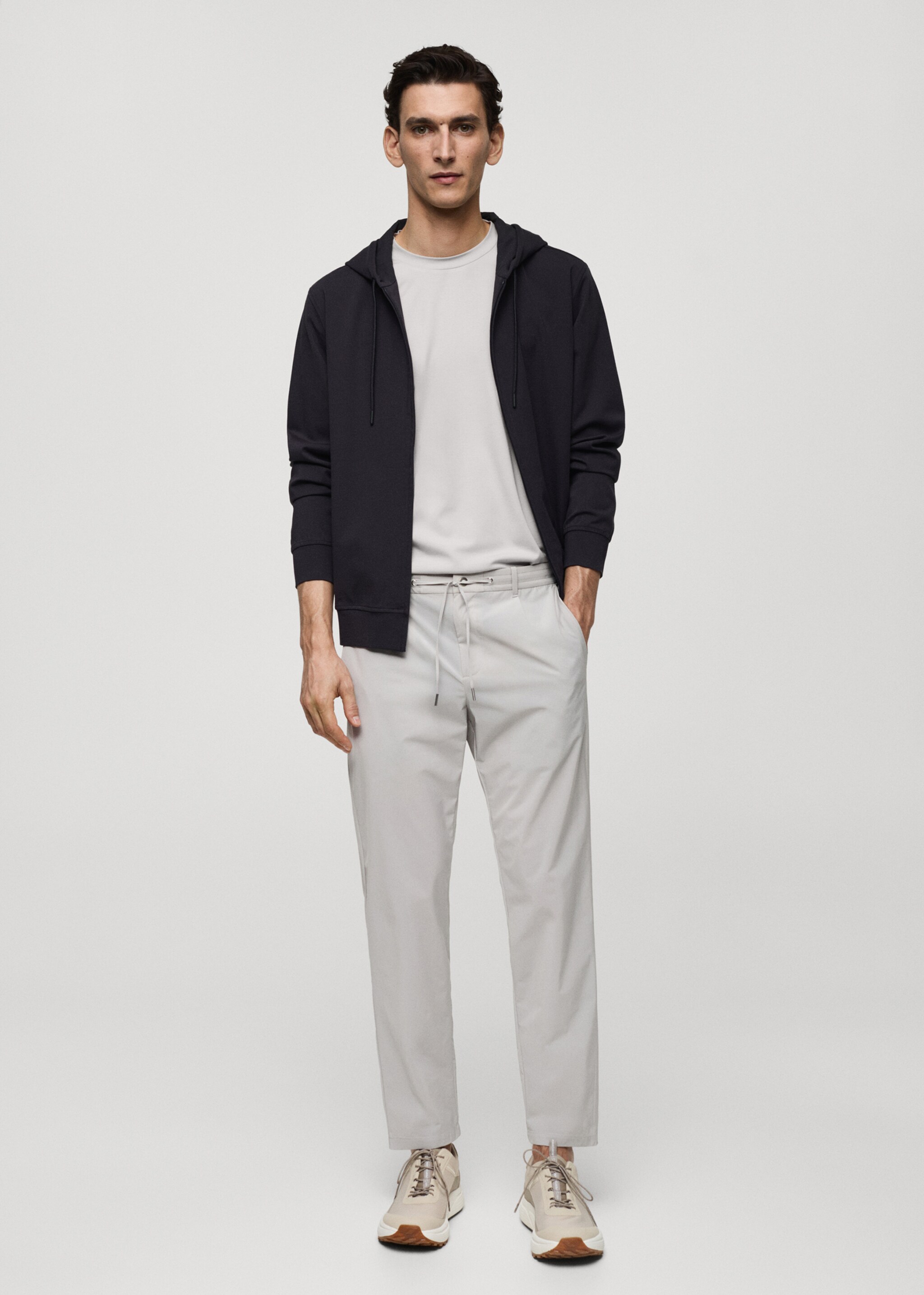 Water-repellent trousers with drawstring - General plane