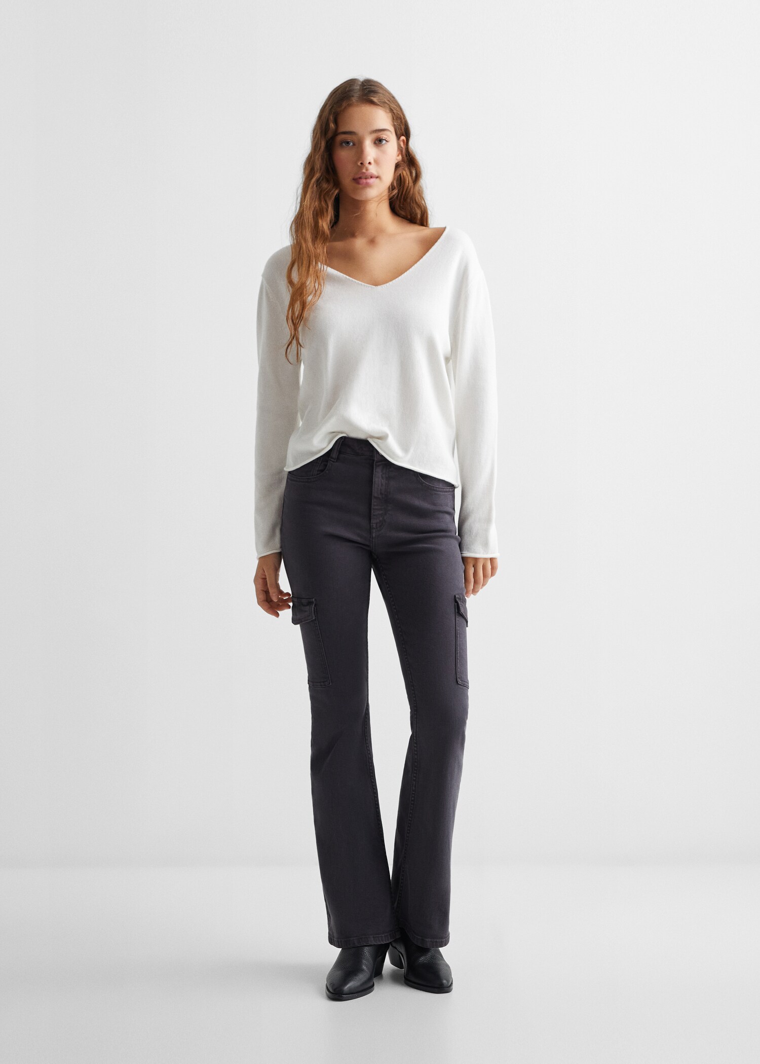 Flared cargo trousers - General plane