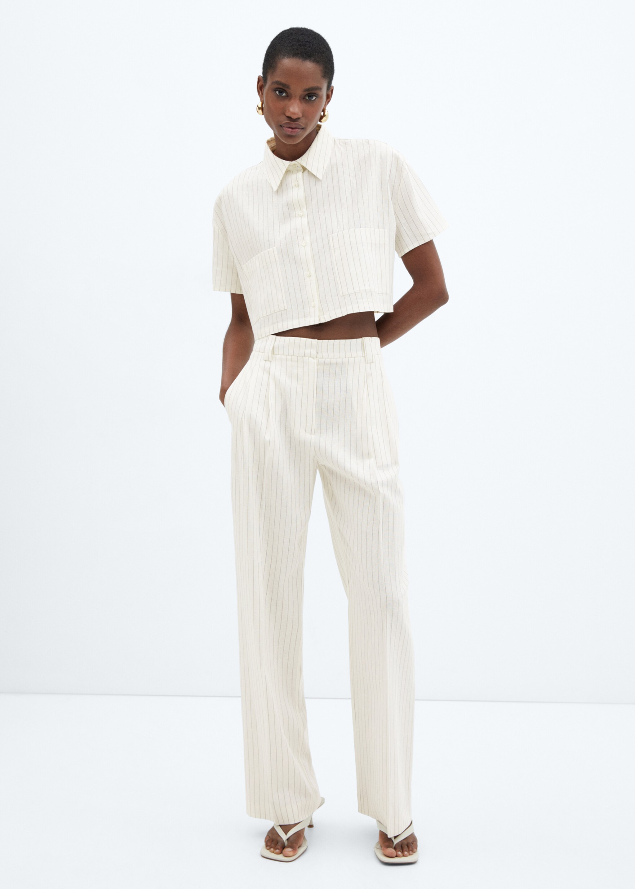 Pleated linen trousers - General plane, White. Ref: 67060435-00.