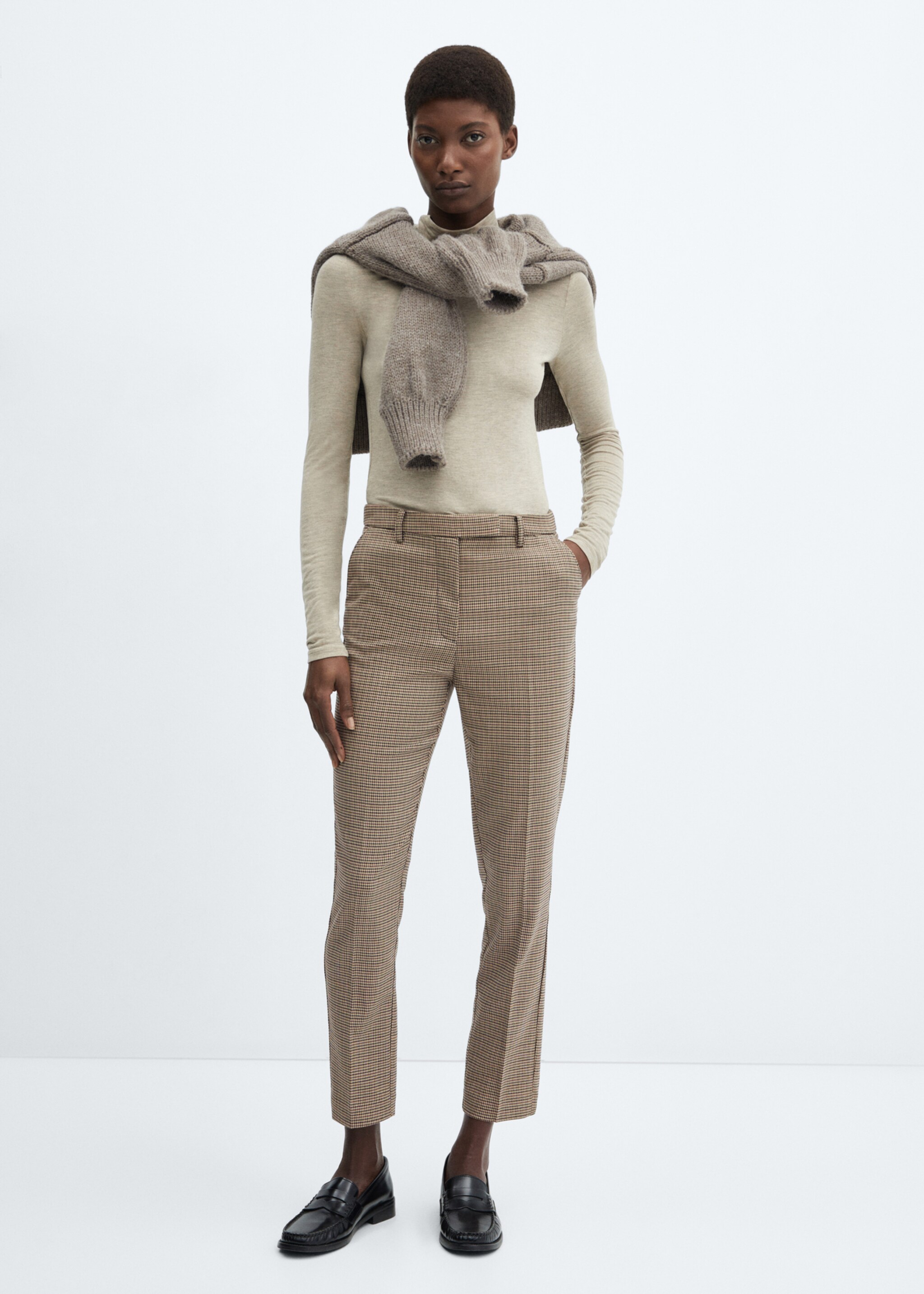 Skinny Hose mit mittelhohem Bund - Allgemeine Ansicht