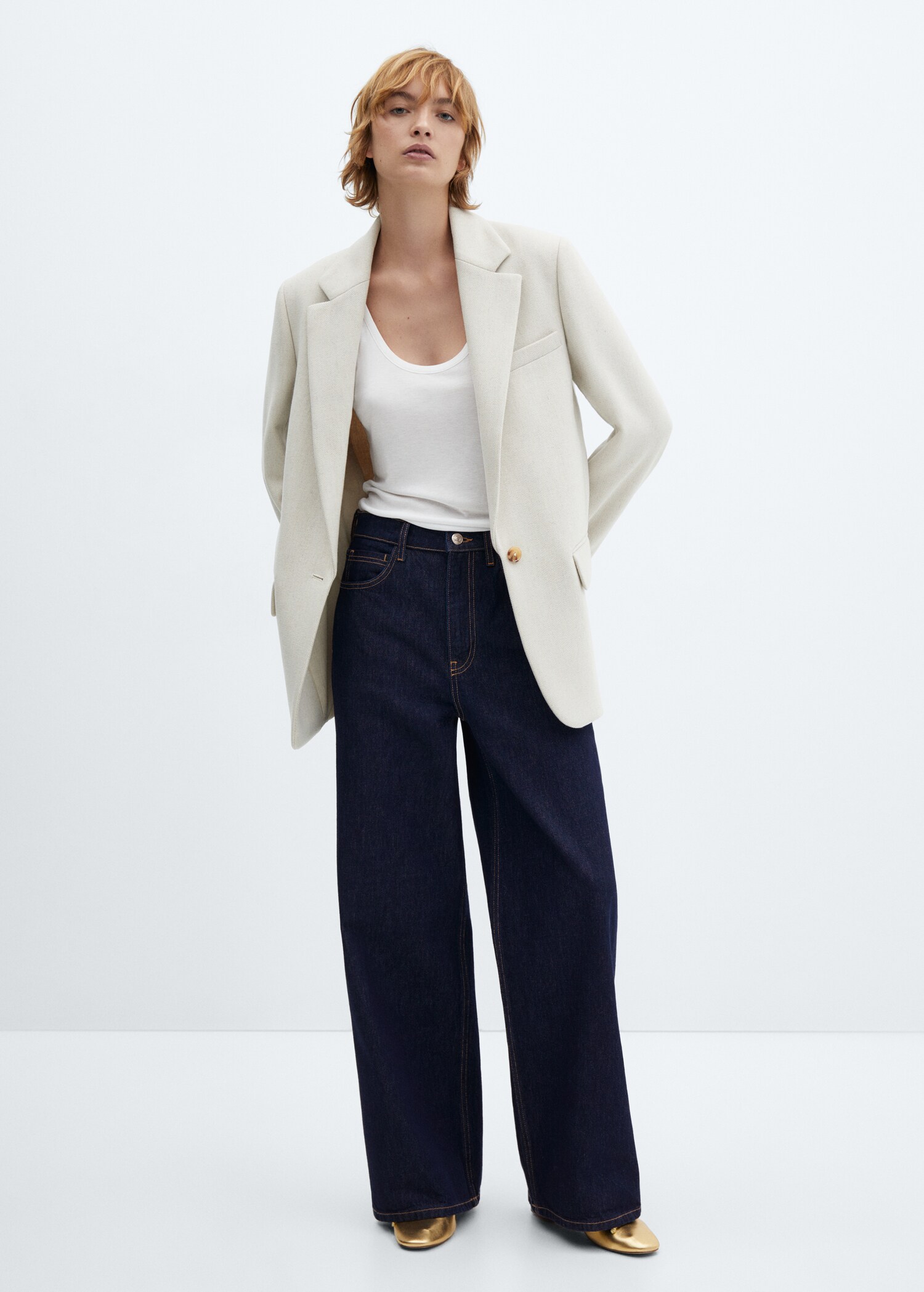 Low-rise loose-fit wideleg jeans - General plane