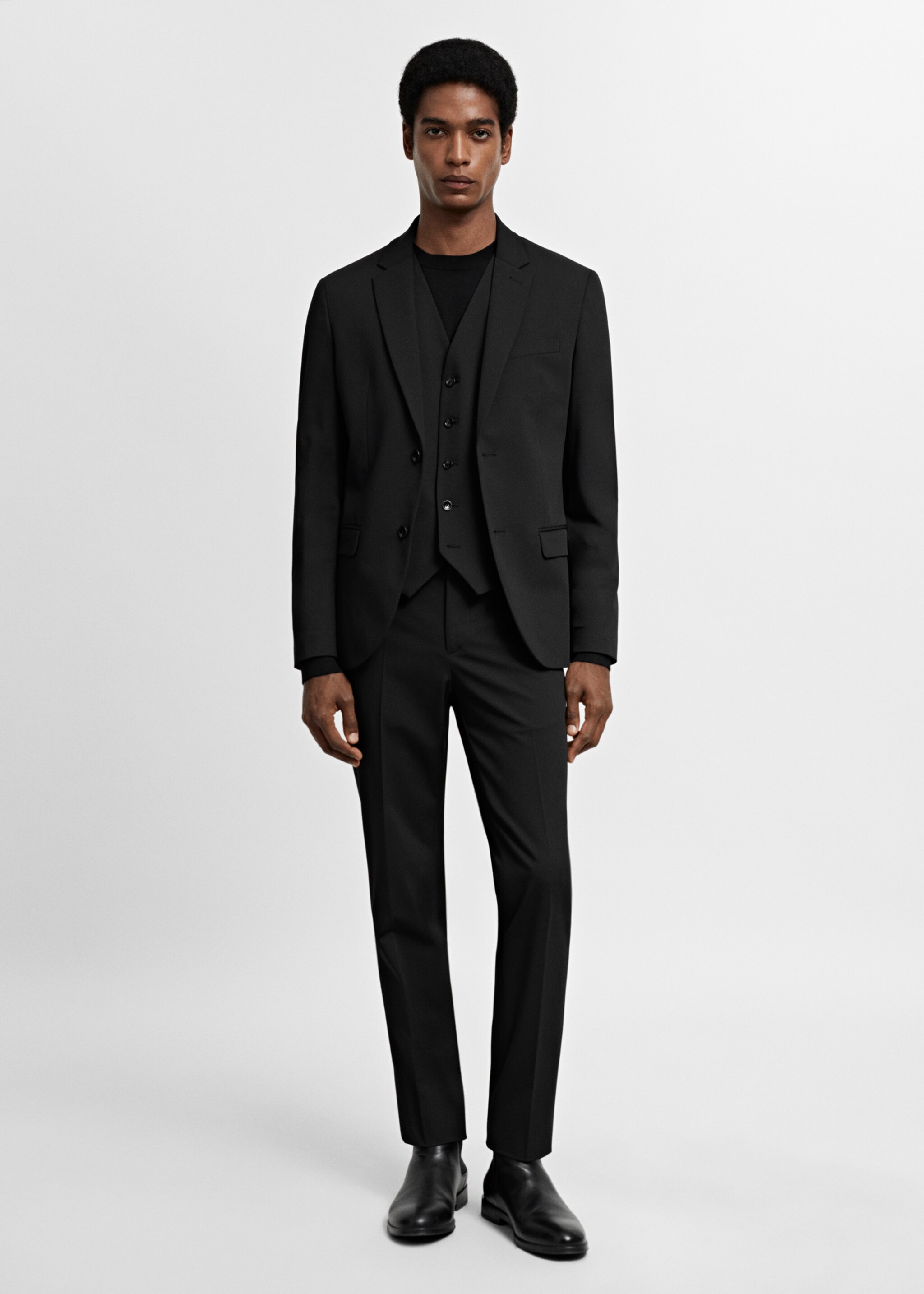 Super slim-fit stretch-fabric suit vest - General plane, Black. Ref: 67060621-00.