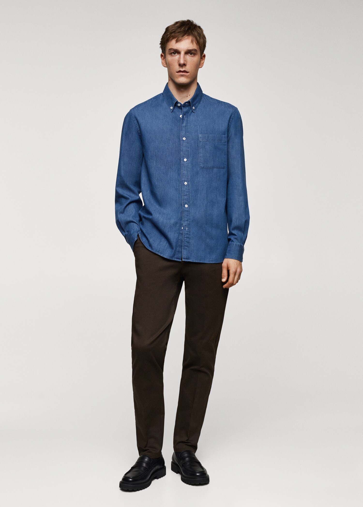 Chambray katoenen classic-fit overhemd - Overzichtstekening