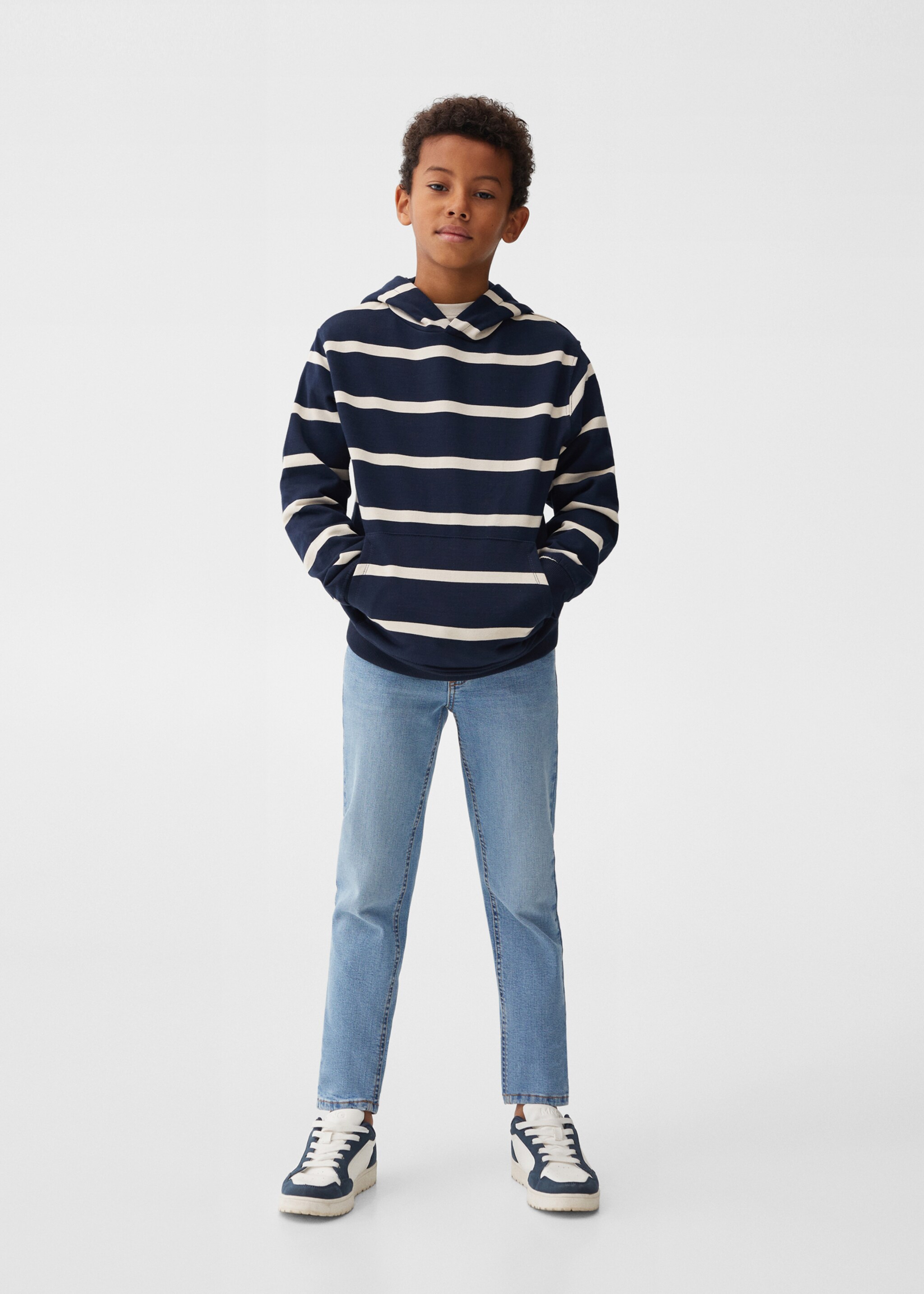 Slim-fit jeans - General plane