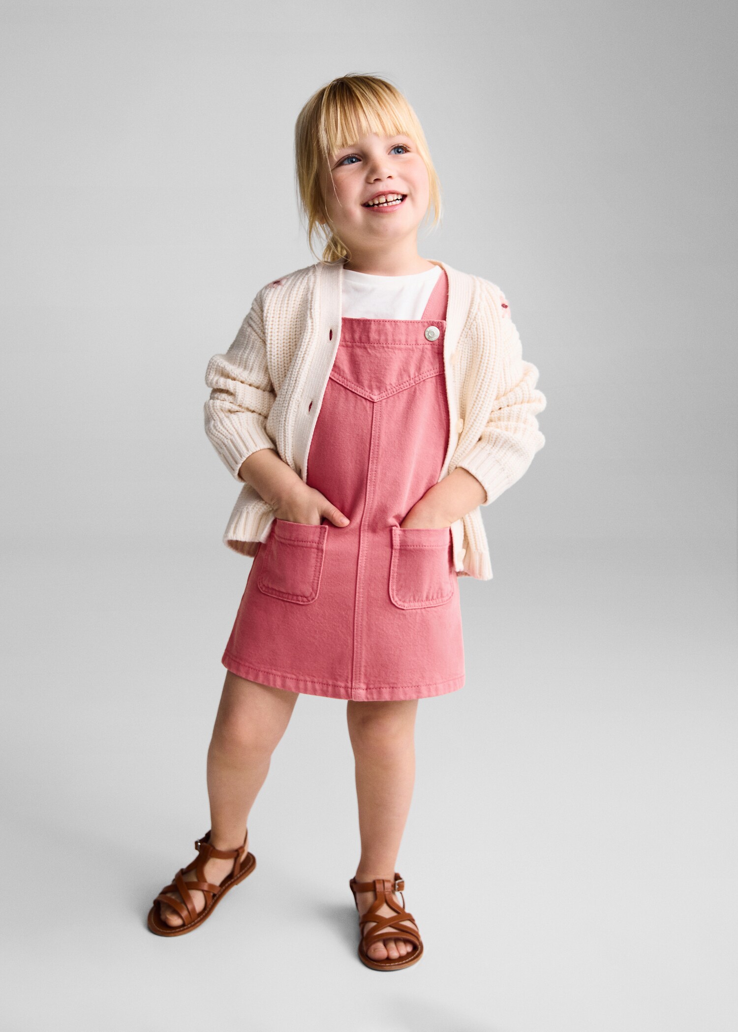 Pockets pinafore dress - General plane
