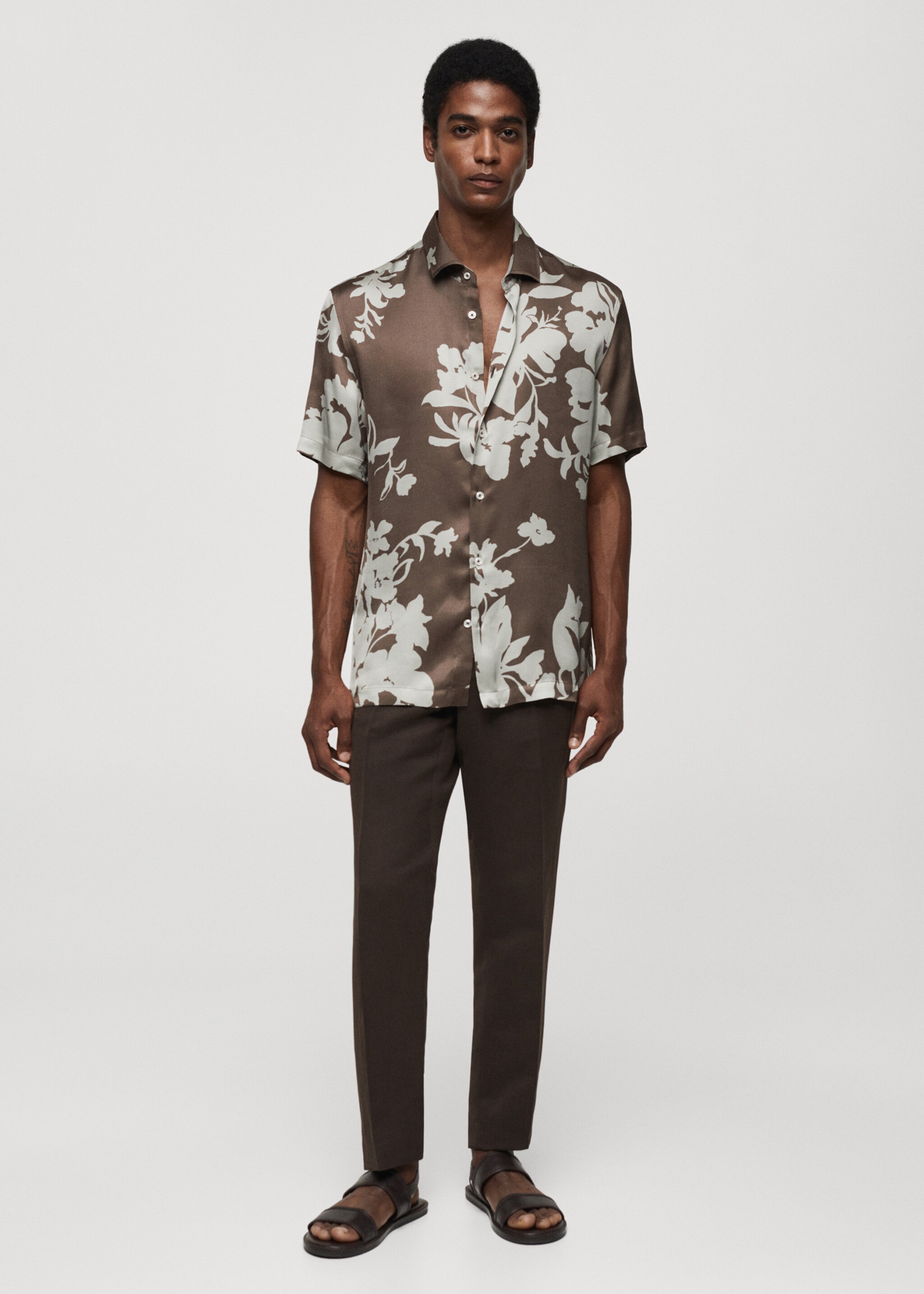 Flowy floral print shirt - General plane