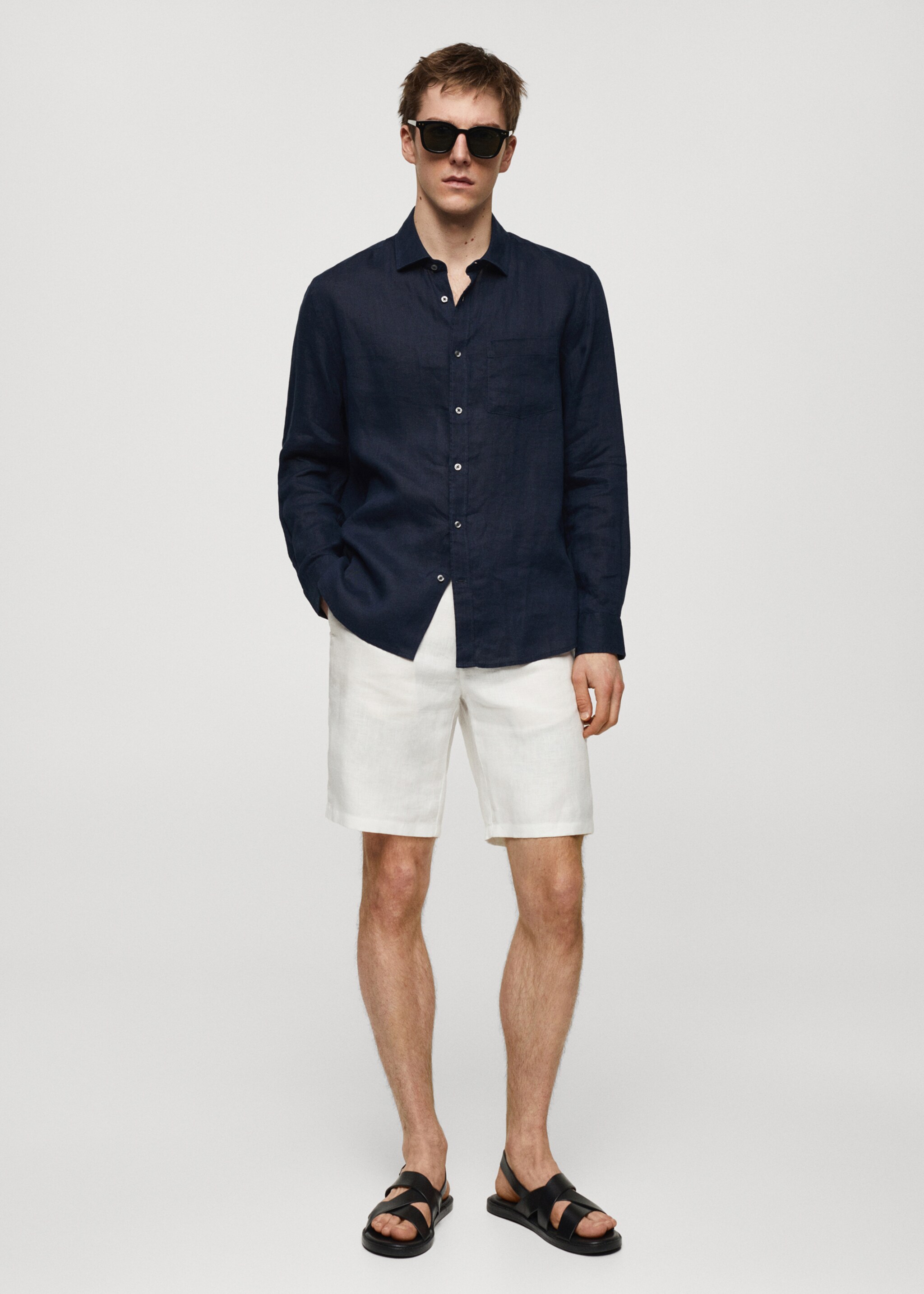 Slim-fit 100% linen bermuda shorts - General plane