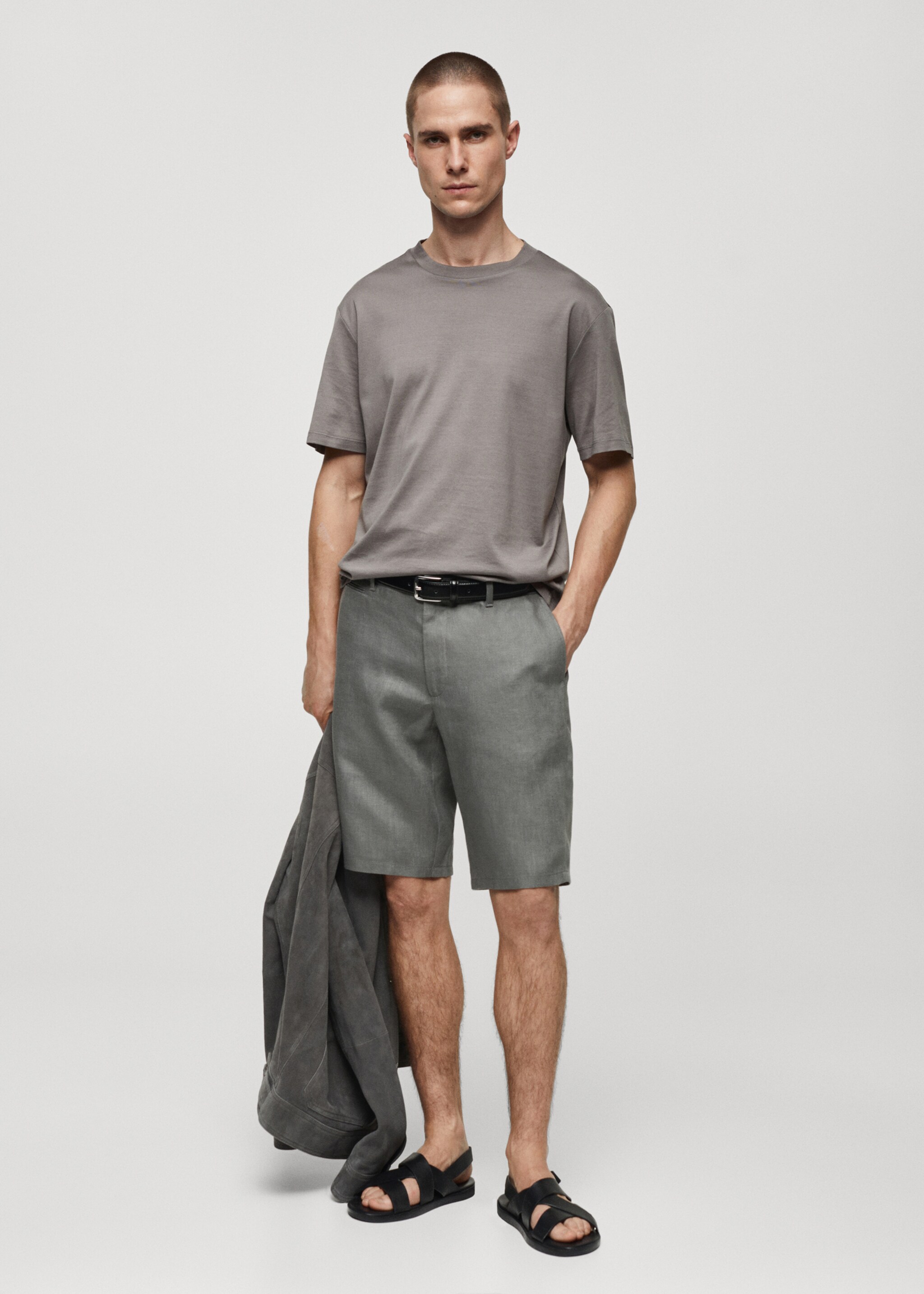 Slim-fit bermuda 100% linnen - Overzichtstekening