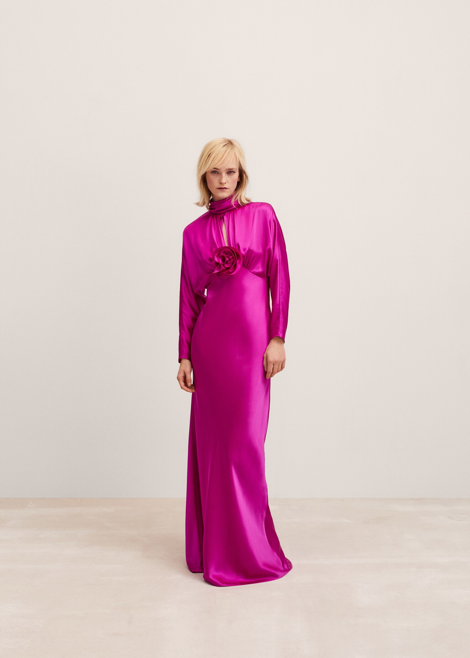 Satin dress with flower detail - General plane