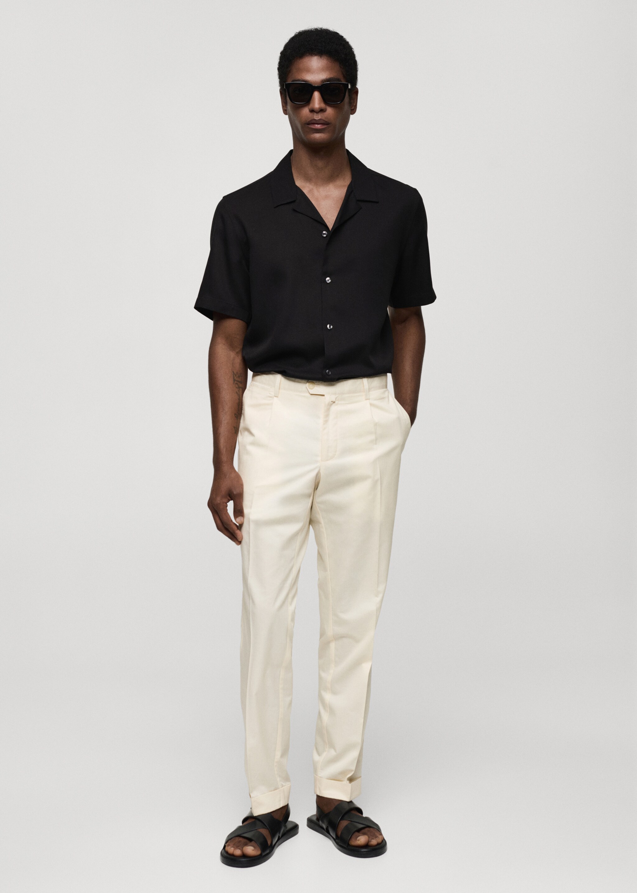 Cotton linen pleated trousers - General plane