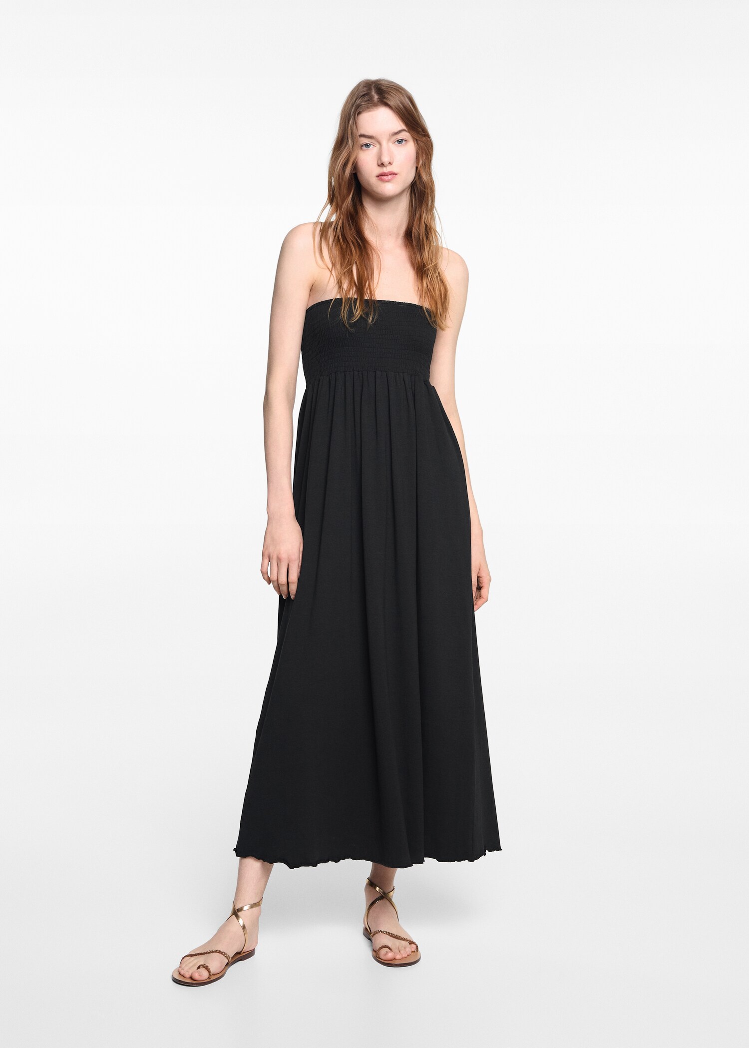 Rochie midi încrețită - Plan general