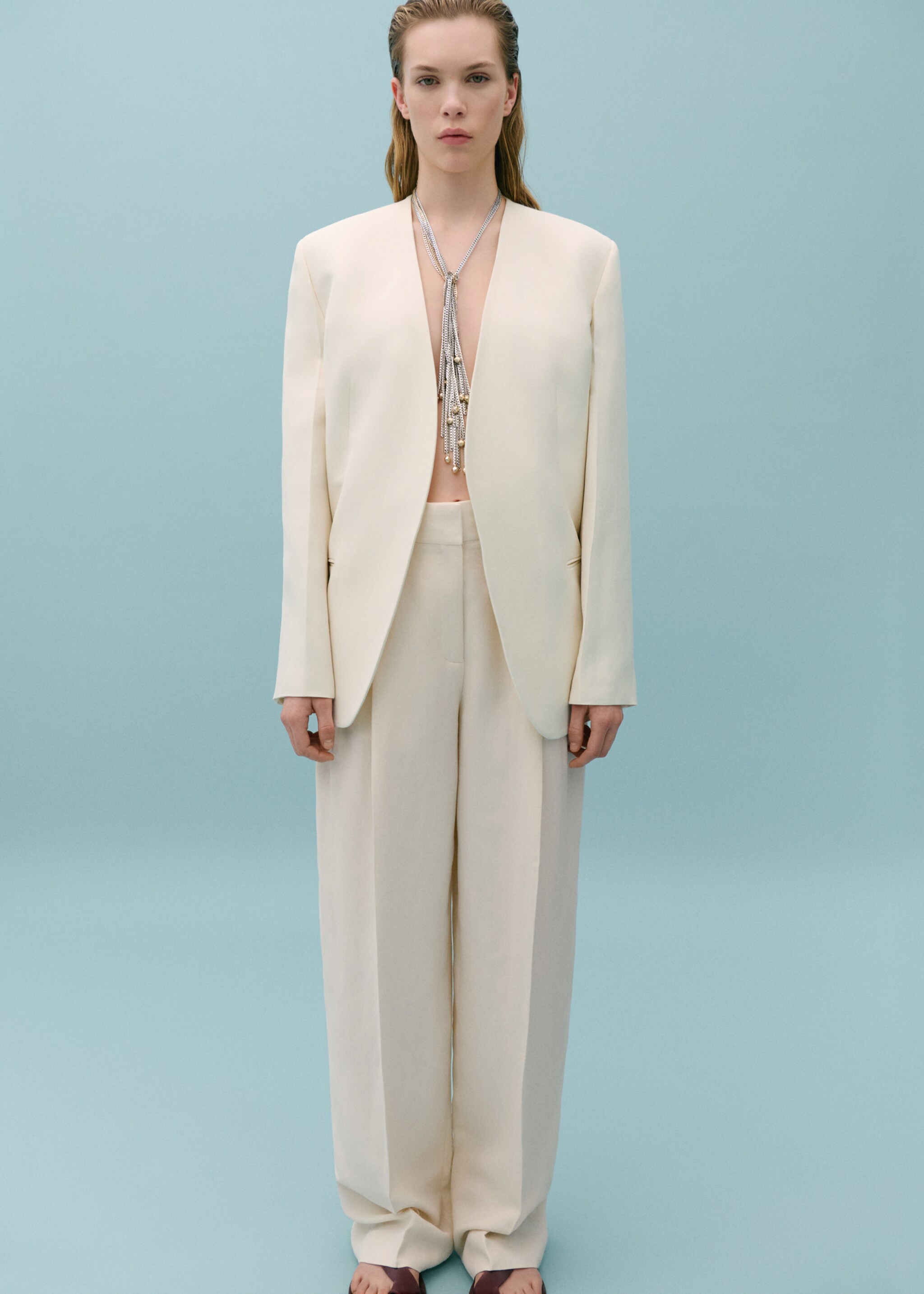 Pleated suit trousers - General plane, Ecru. Ref: 67068656-00.