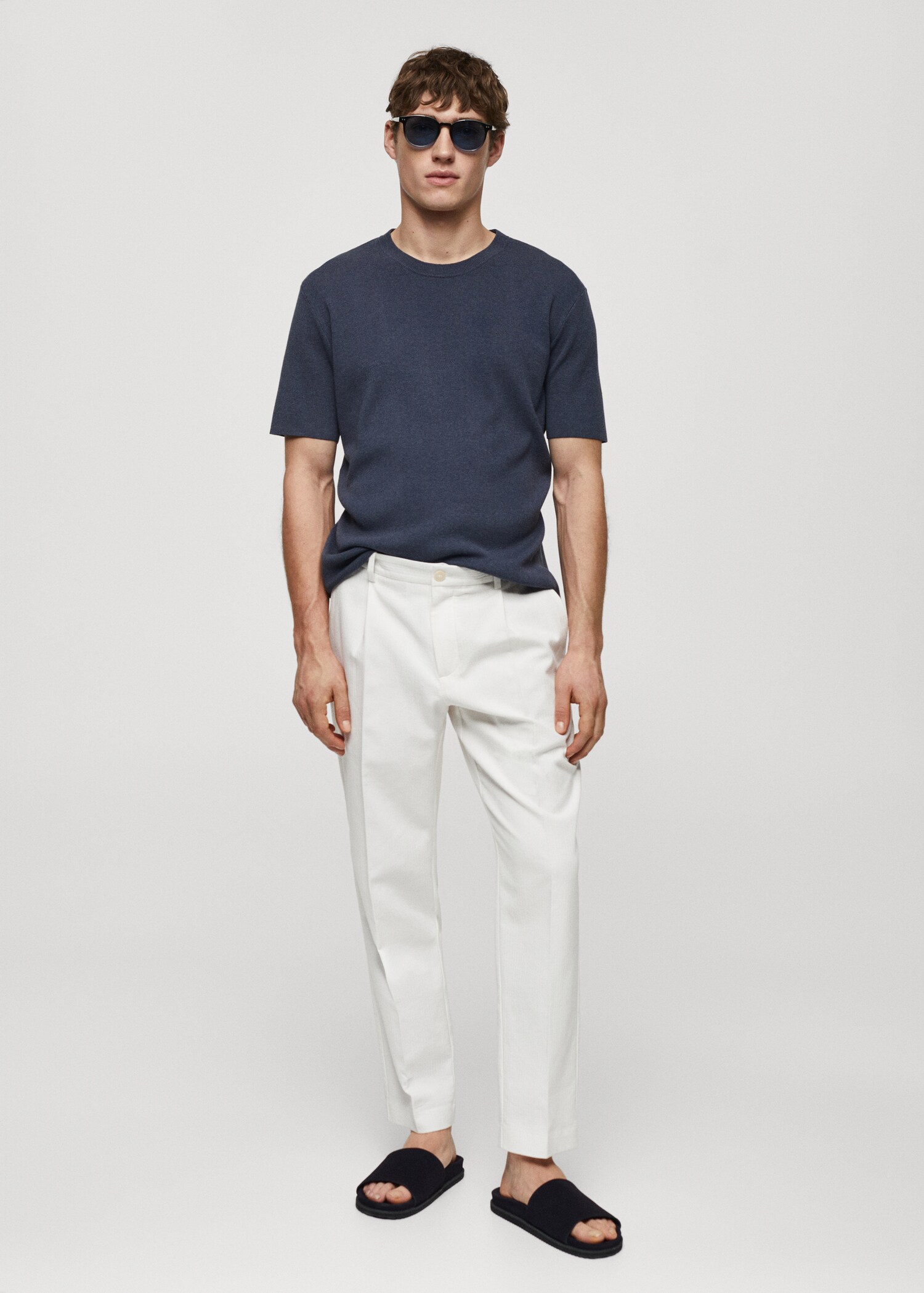 Slim-fit trousers with pleated texture - General plane