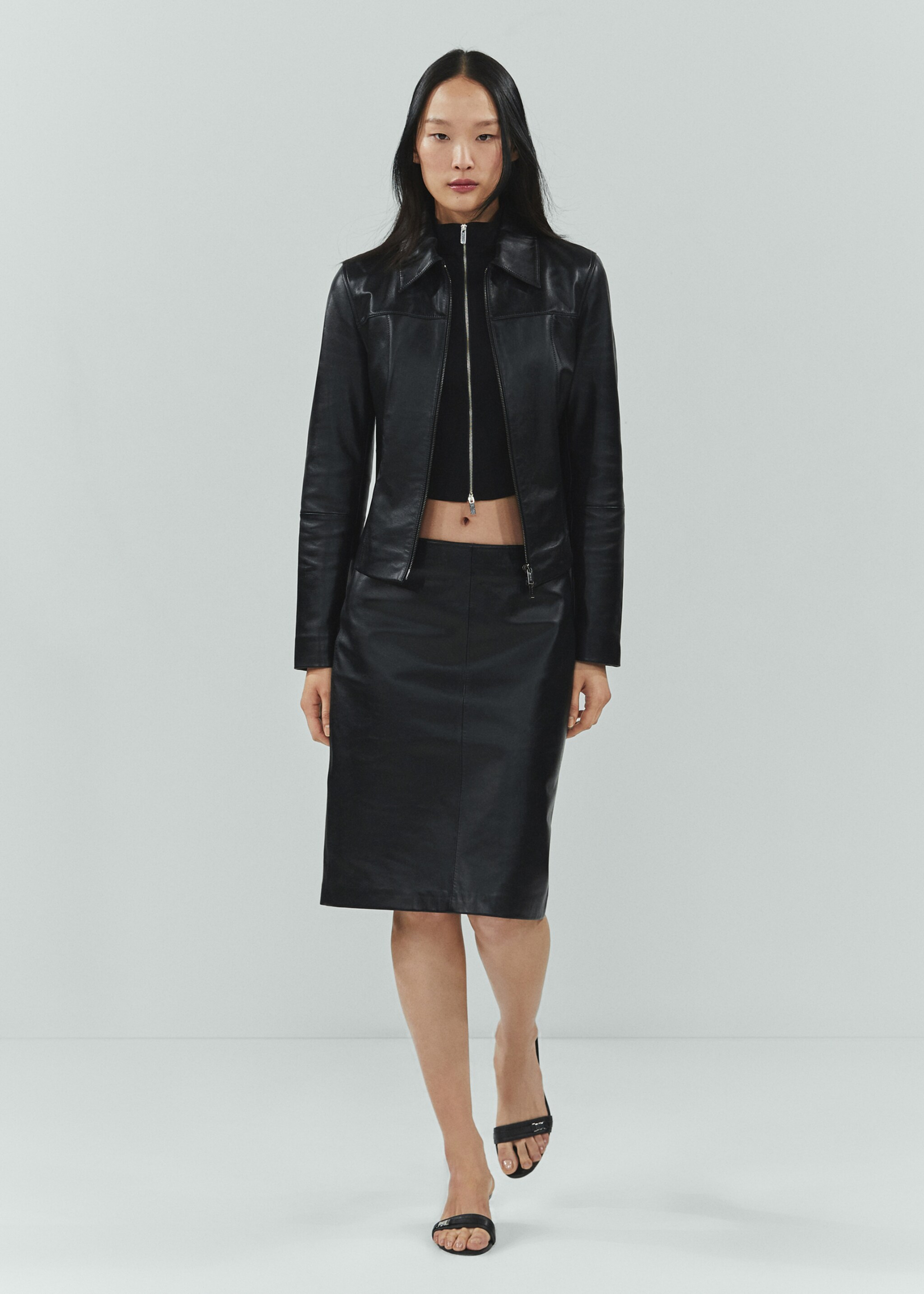 Falda midi 100% piel - Plano general