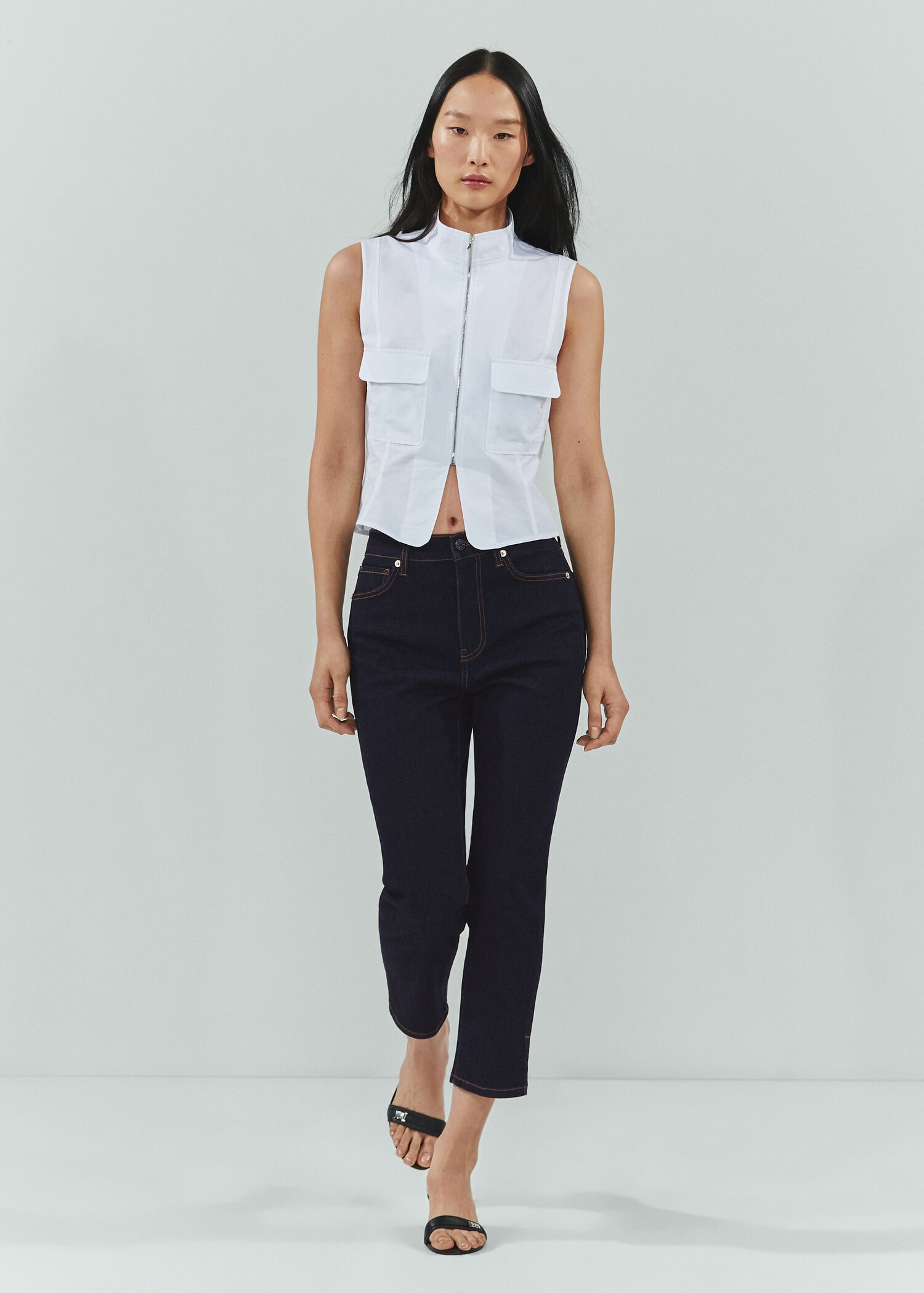 Capri-Jeans mit Seitenschlitz - Allgemeine Ansicht