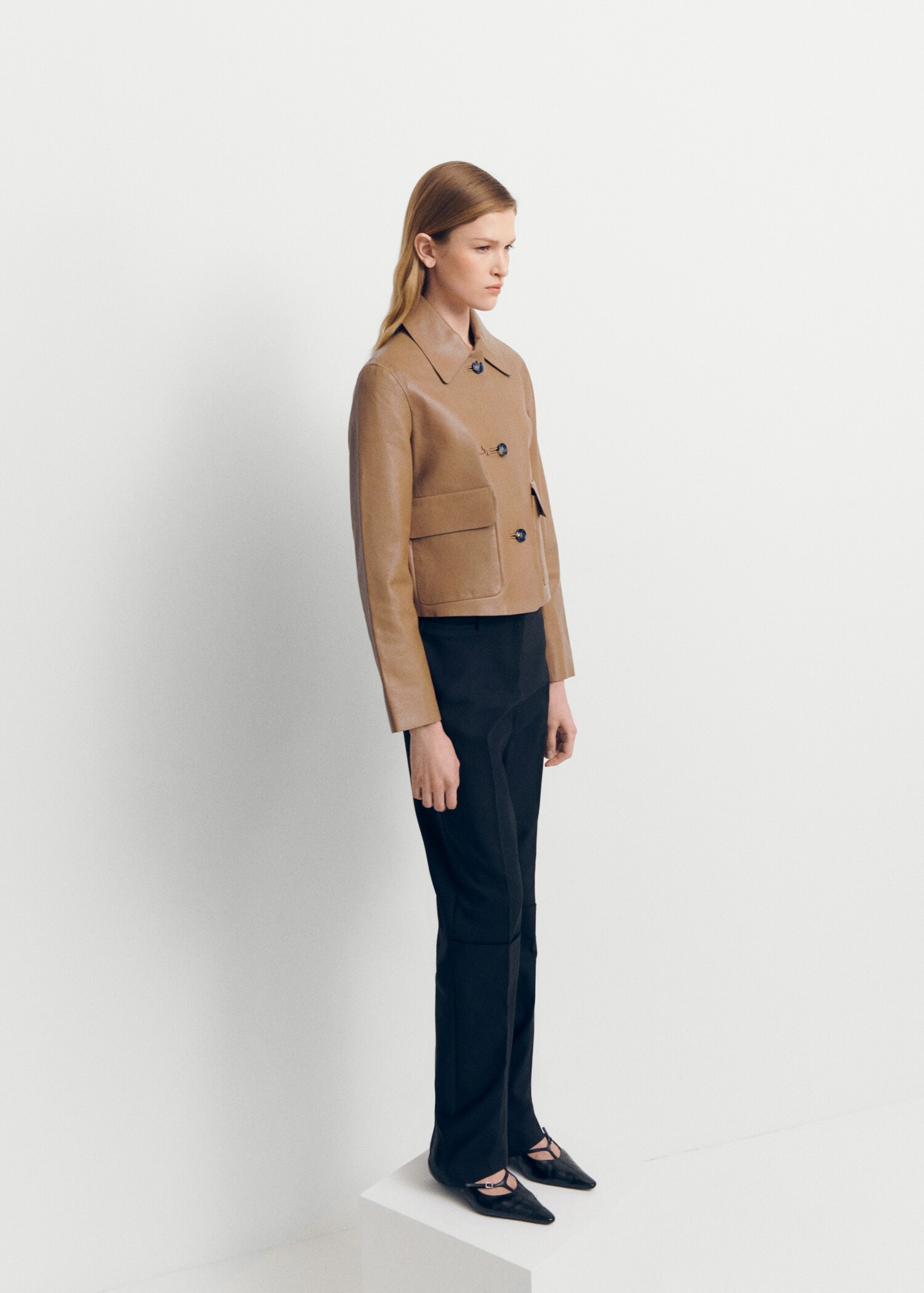 100% leather jacket with buttons - General plane