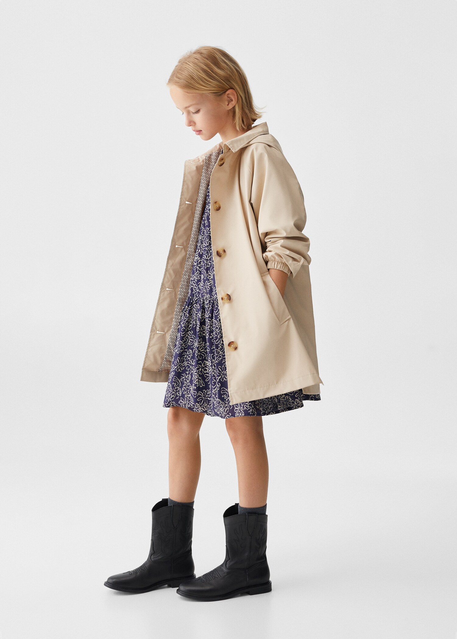 Waterproof trenchcoat met capuchon - Overzichtstekening