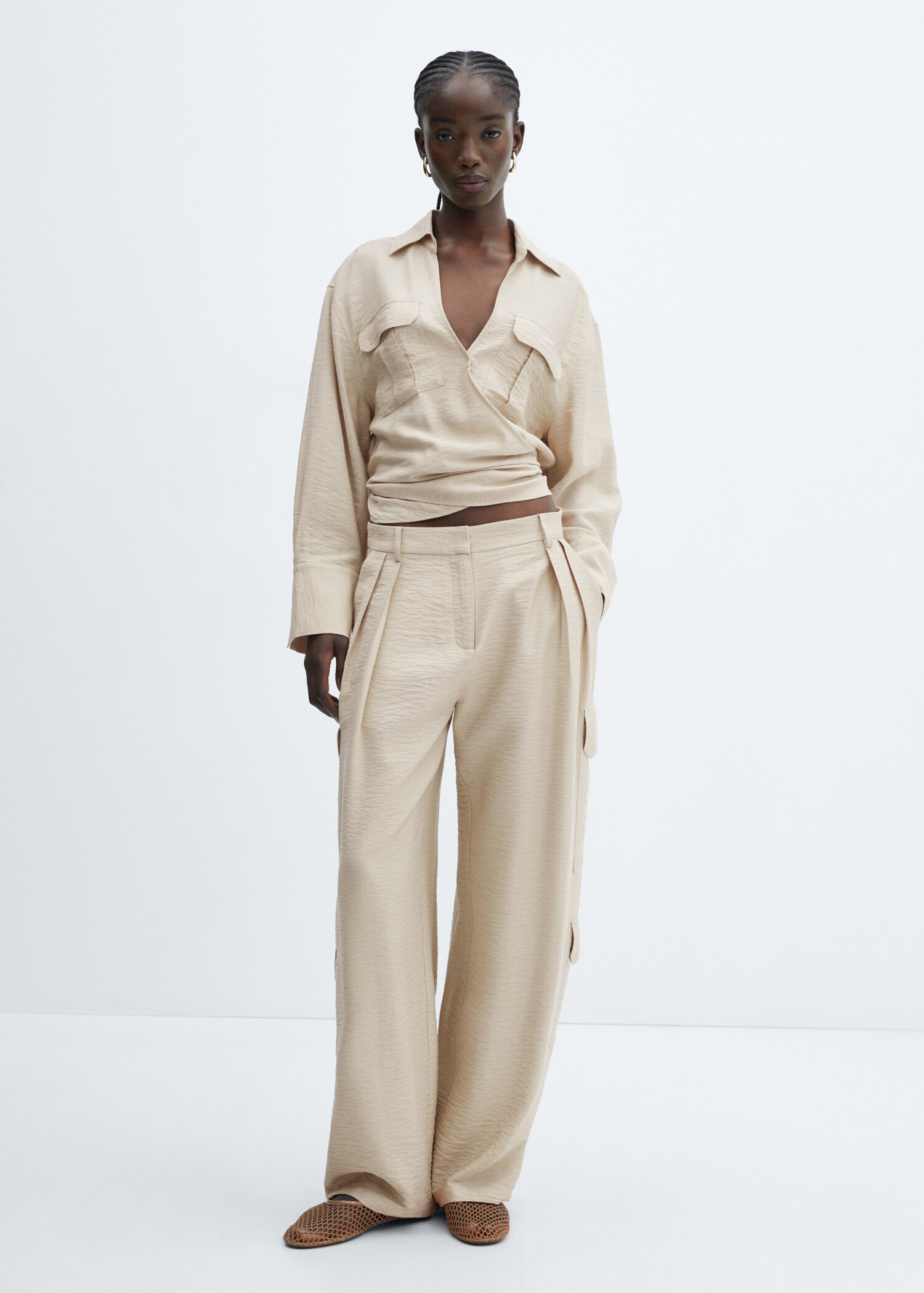 Pleated cargo trousers - General plane