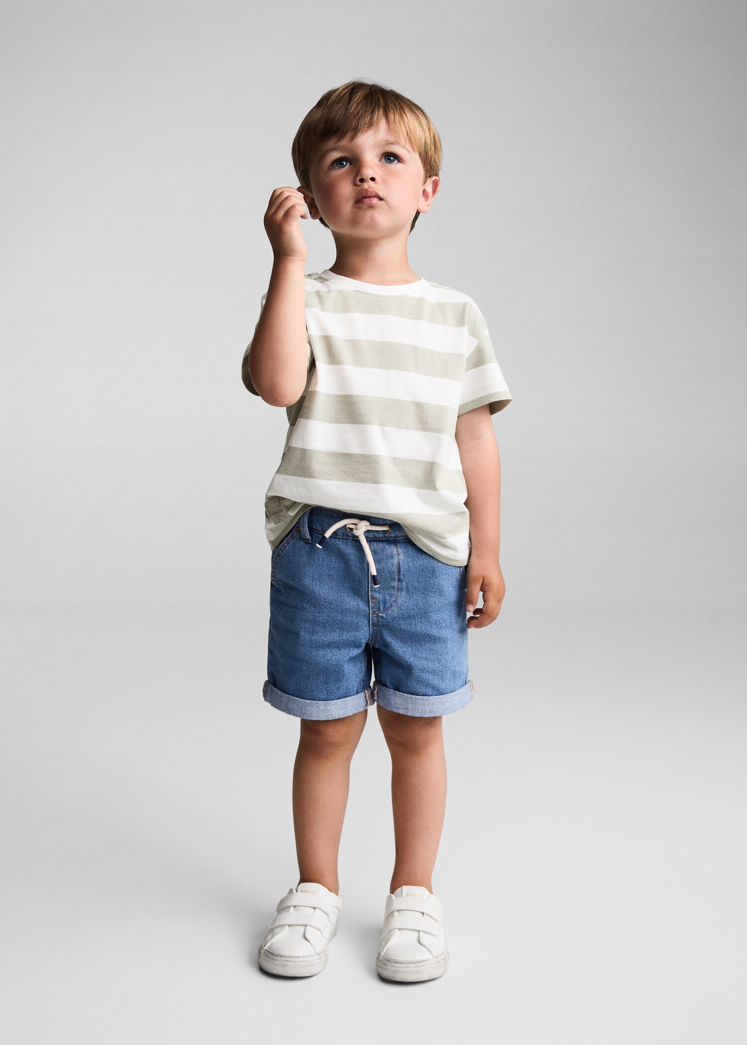 Elastic waist denim Bermuda shorts - General plane