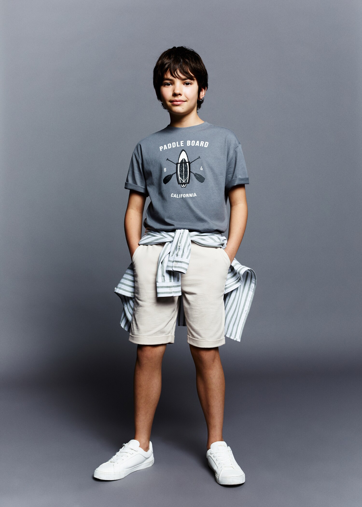 Elastic waist Bermuda shorts - General plane