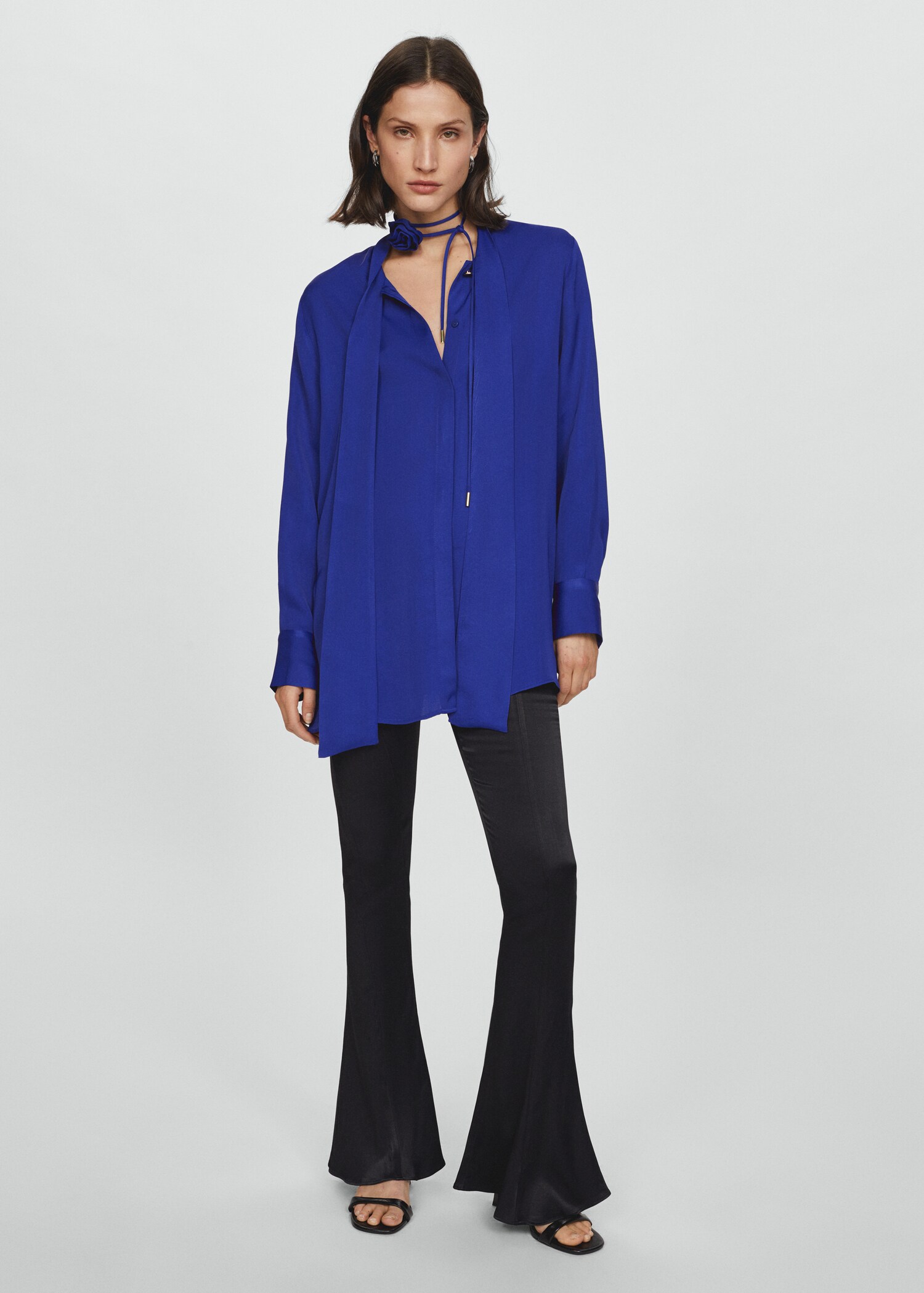 Satin floral choker blouse - General plane