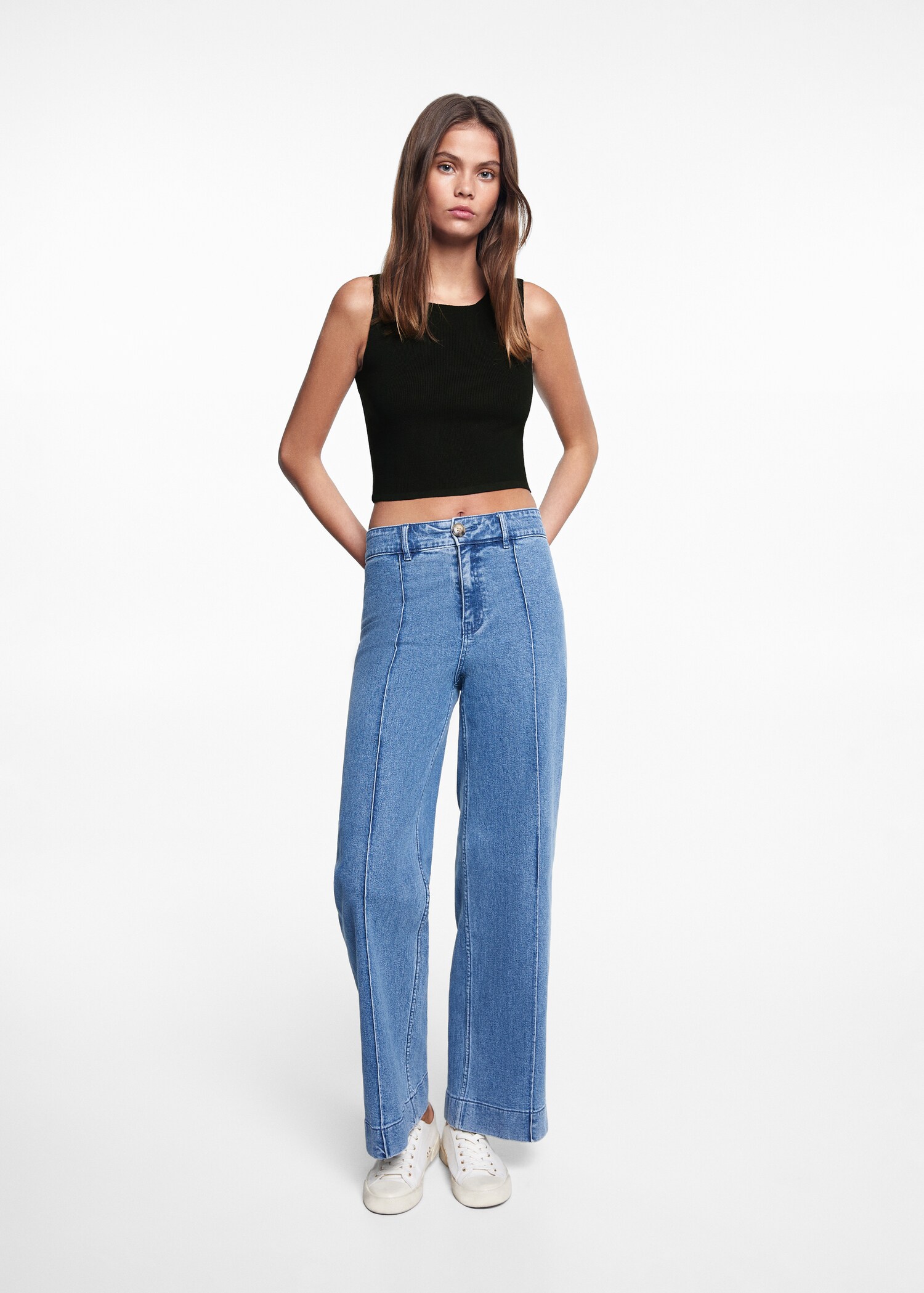 Knitted top with knot detail - General plane