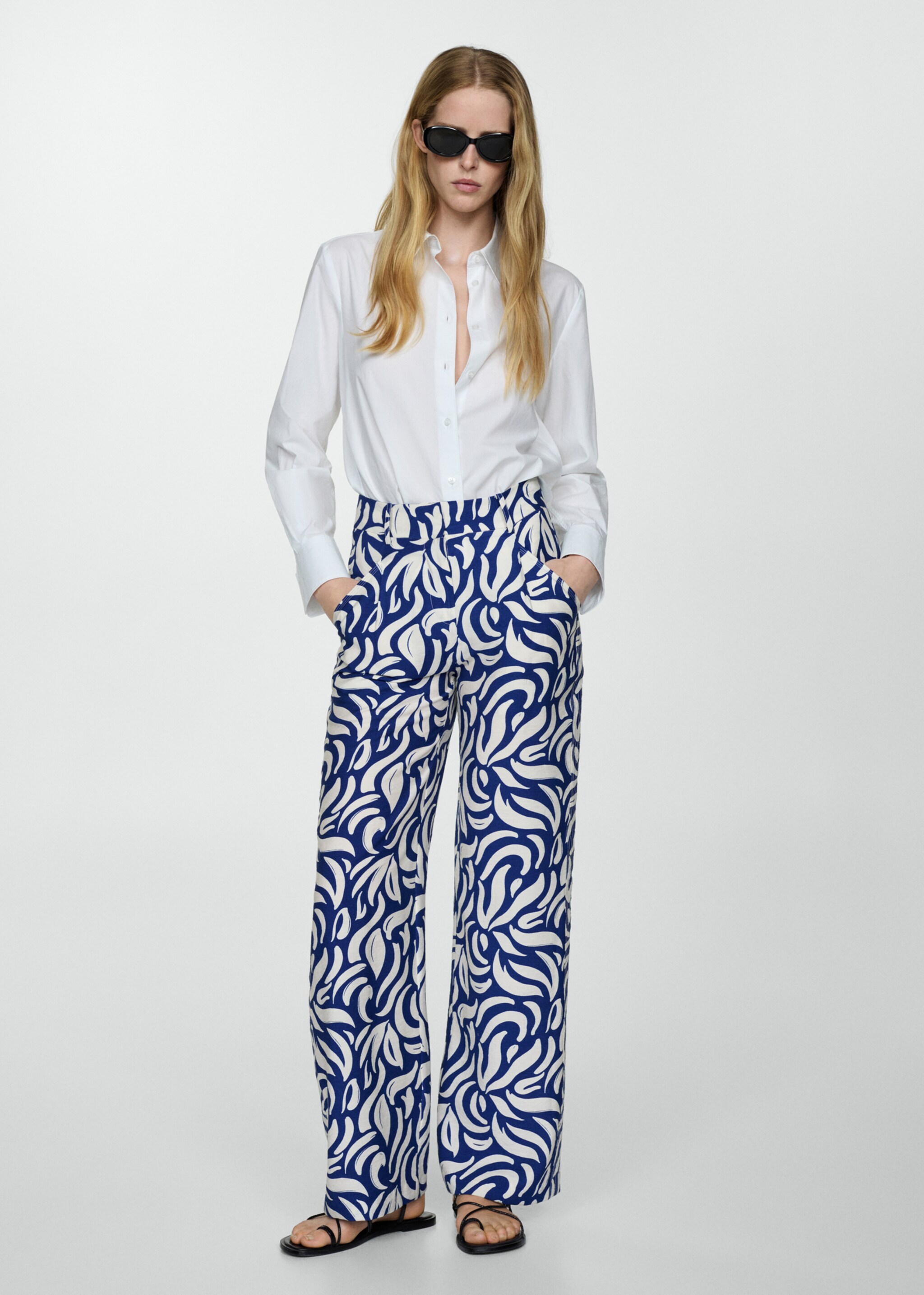 Wide leg printed trousers with pleats - General plane