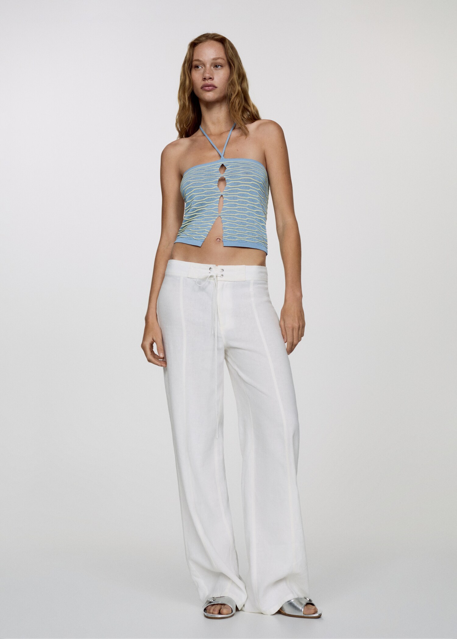 Textured knitted halter-neck top - General plane
