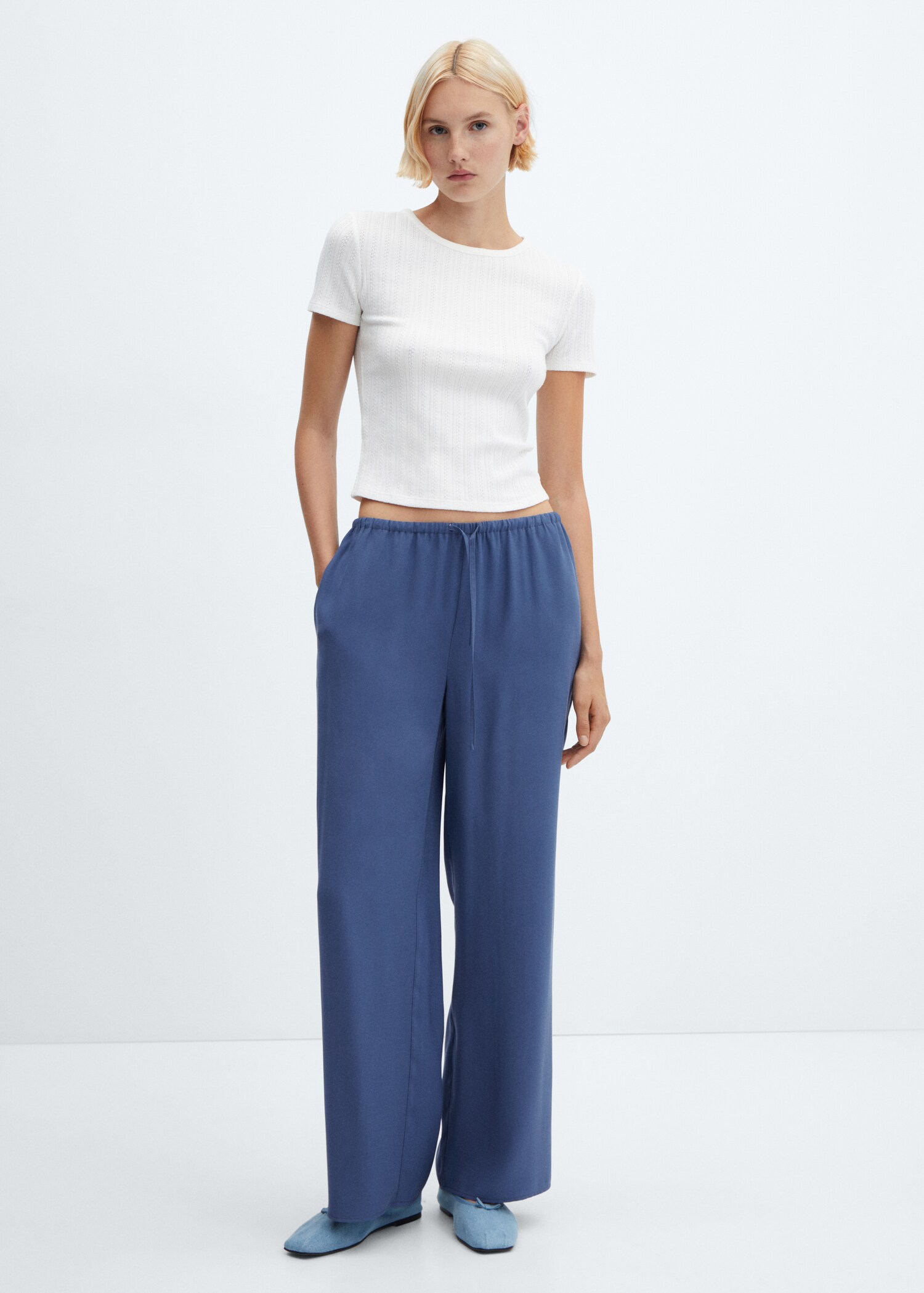 Wideleg trousers with elastic waist - General plane